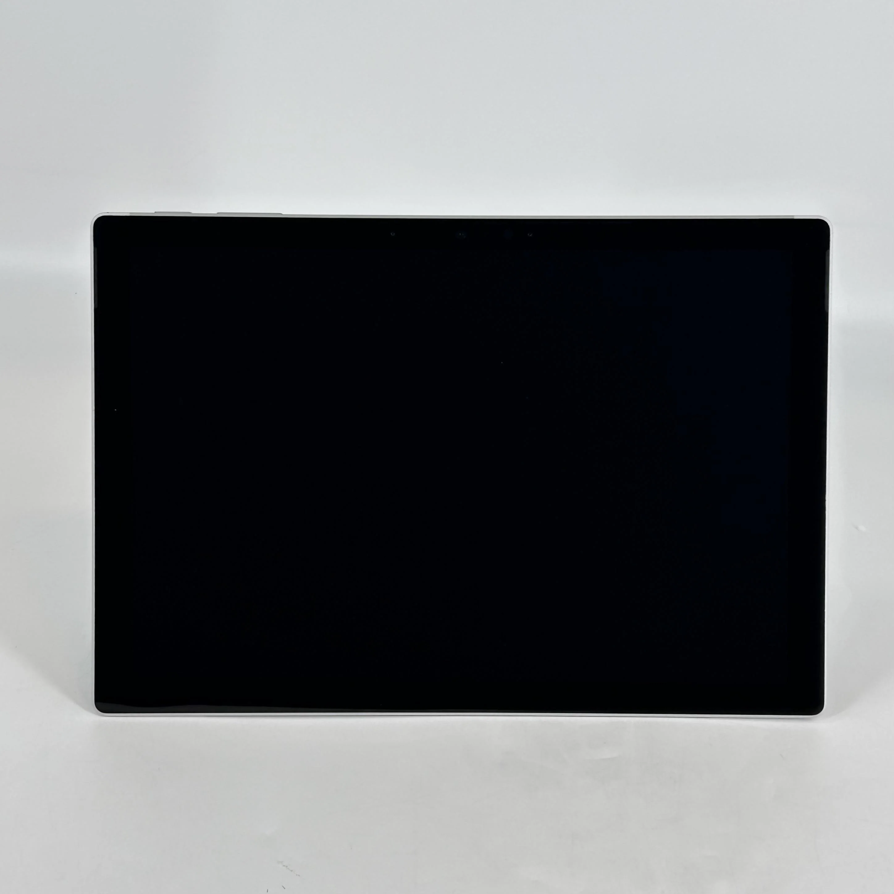 Microsoft Surface Pro 7 12.3 Silver WiFi 1.1 GHz Intel Core i5 10th Gen. 8GB RAM 128GB Solid State Drive