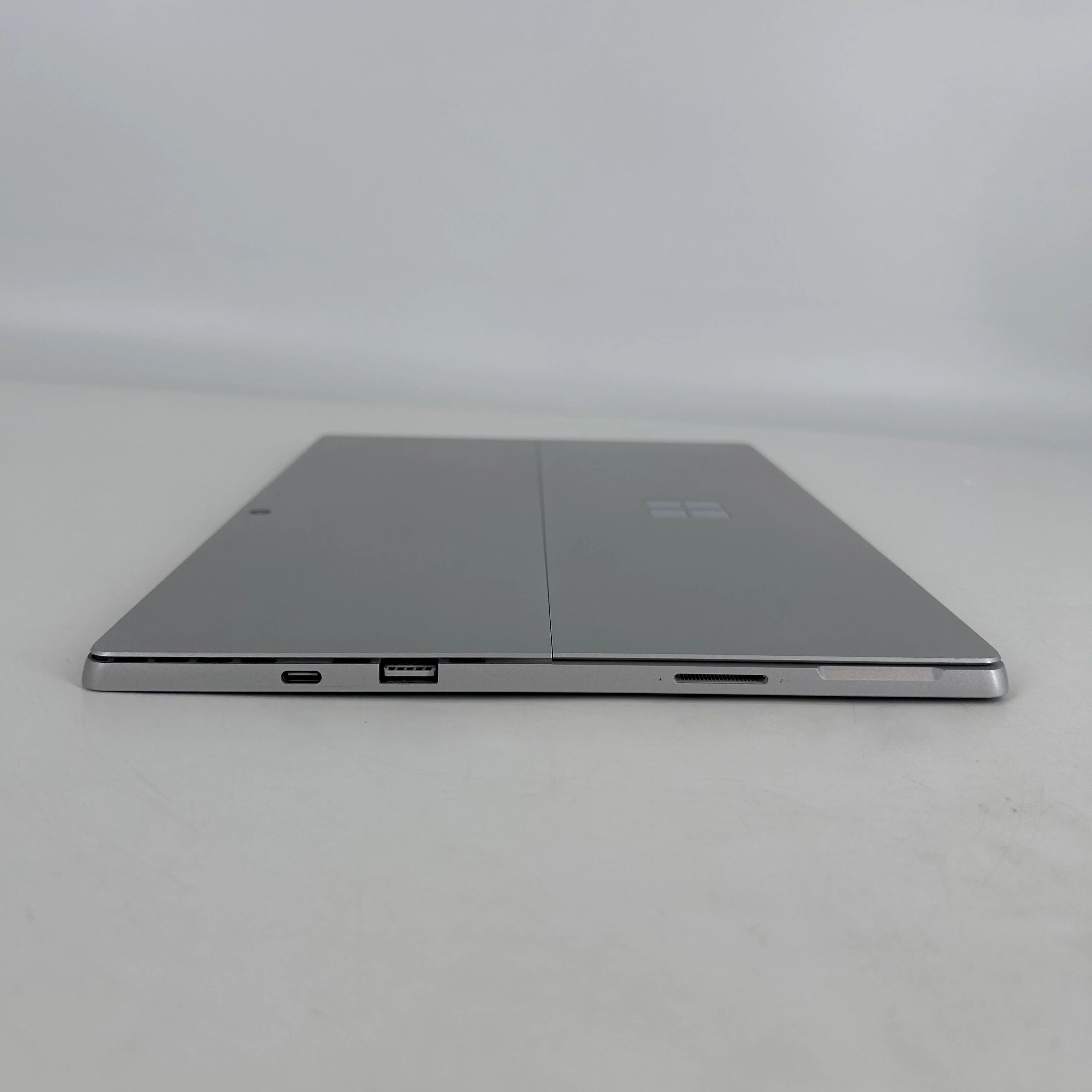 Microsoft Surface Pro 7 12.3 Silver WiFi 1.1 GHz Intel Core i5 10th Gen. 8GB RAM 128GB Solid State Drive - Image 6