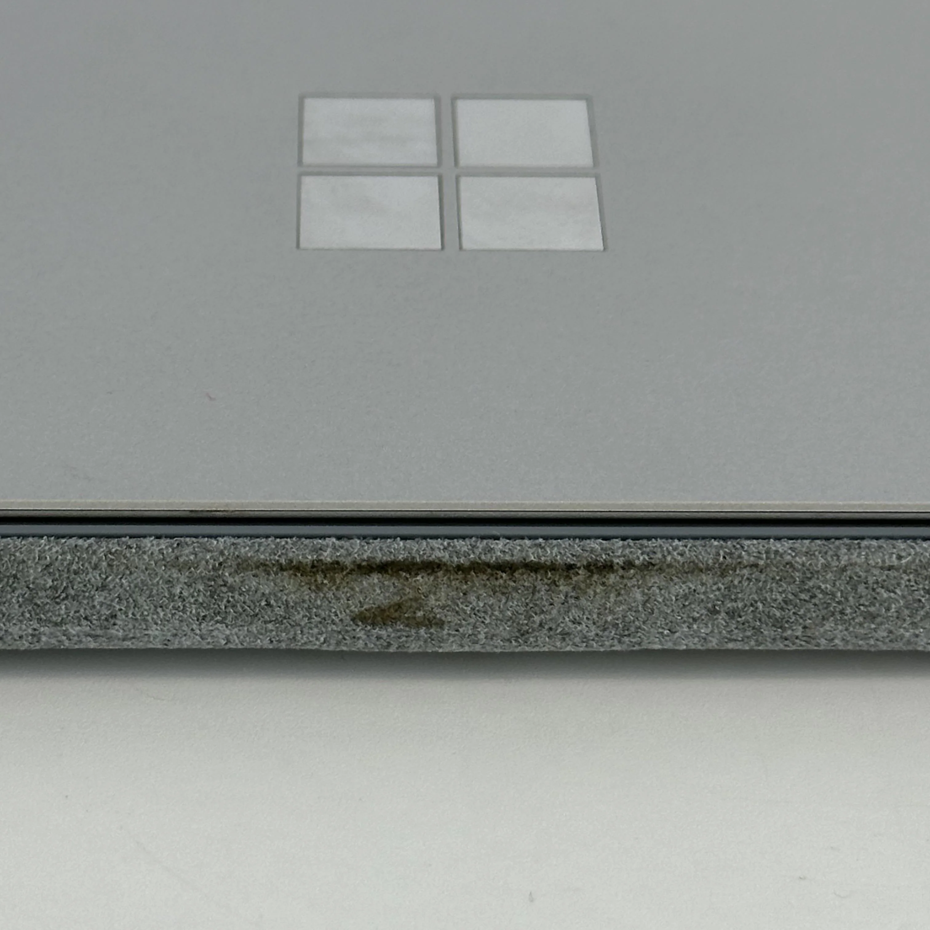 Microsoft Surface Pro 7 12.3 Silver WiFi 1.3 GHz Intel Core i7 10th Gen. 16GB RAM 256GB Solid State Drive - Image 9