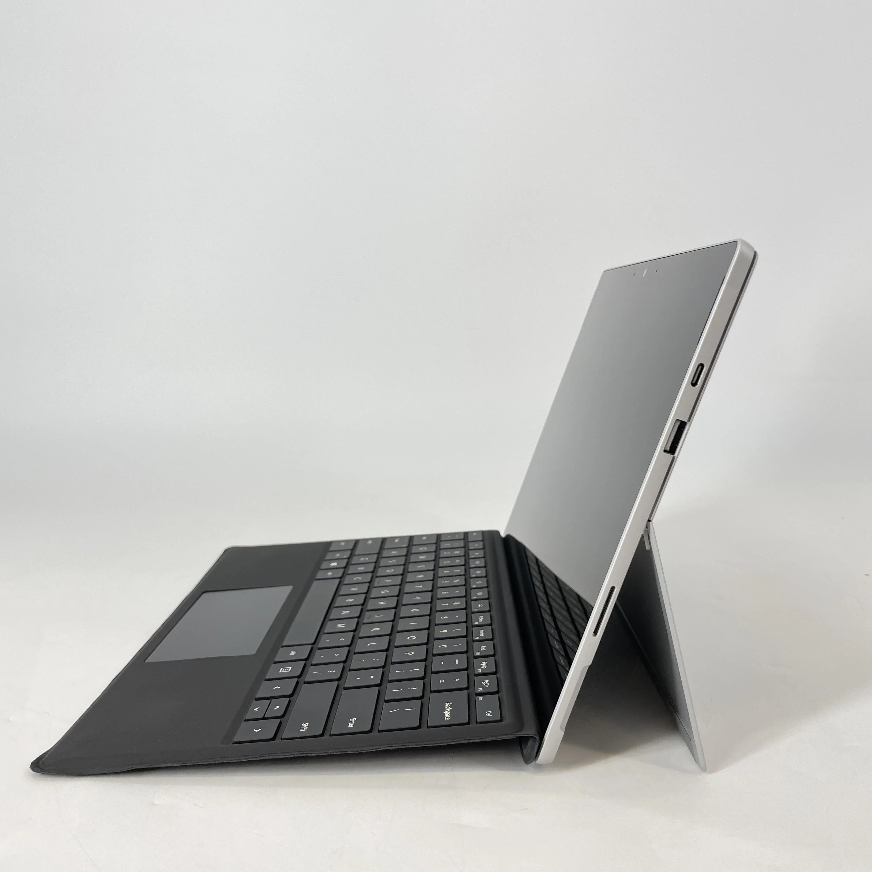 Microsoft Surface Pro 7 Plus 12.3 Silver Unlocked 2.4 GHz Intel Core i5 11th Gen. 16GB RAM 256GB Solid State Drive - Image 3