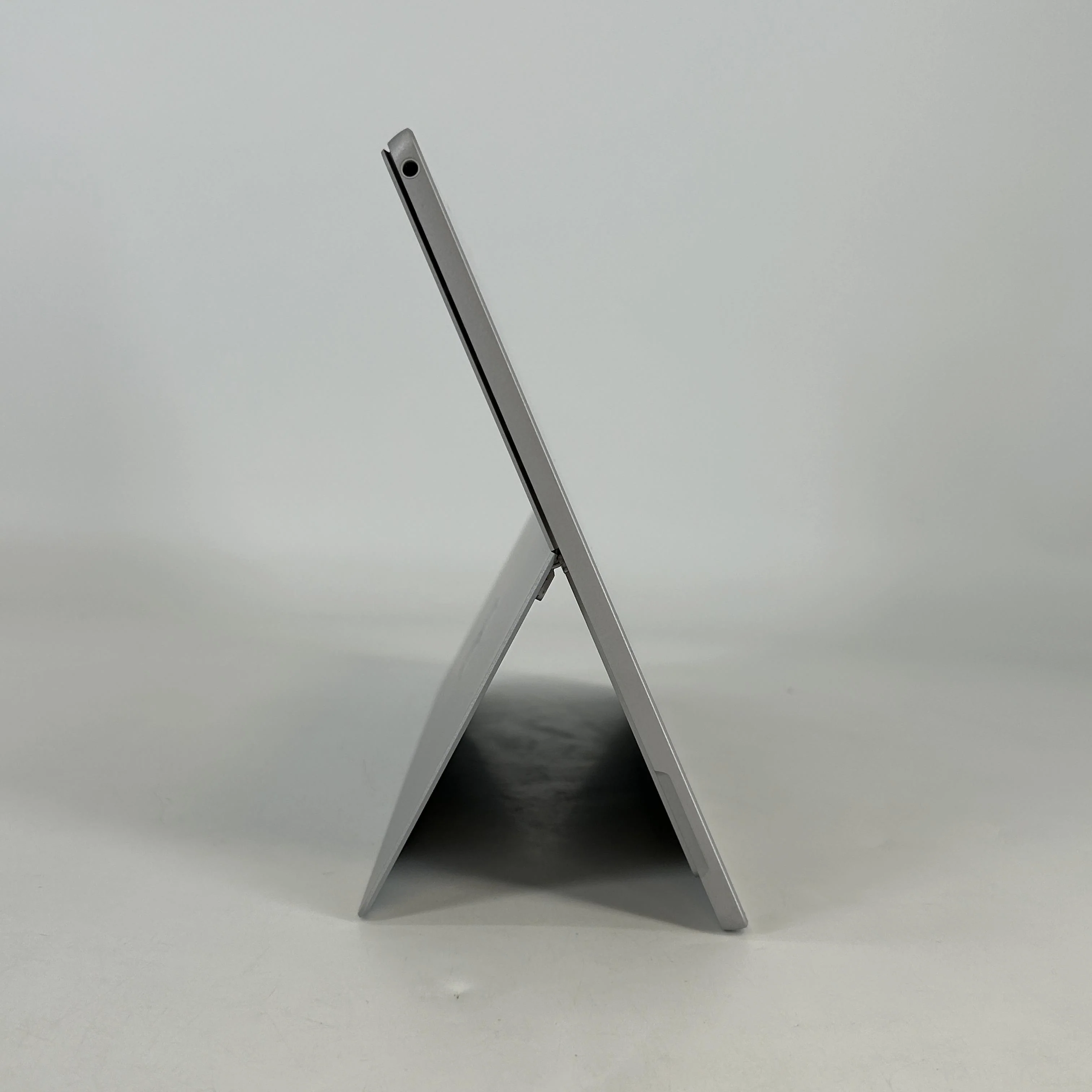 Microsoft Surface Pro 7 Plus 12.3 Silver WiFi 2.4 GHz Intel Core i5 11th Gen. 8GB RAM 256GB Solid State Drive - Image 12