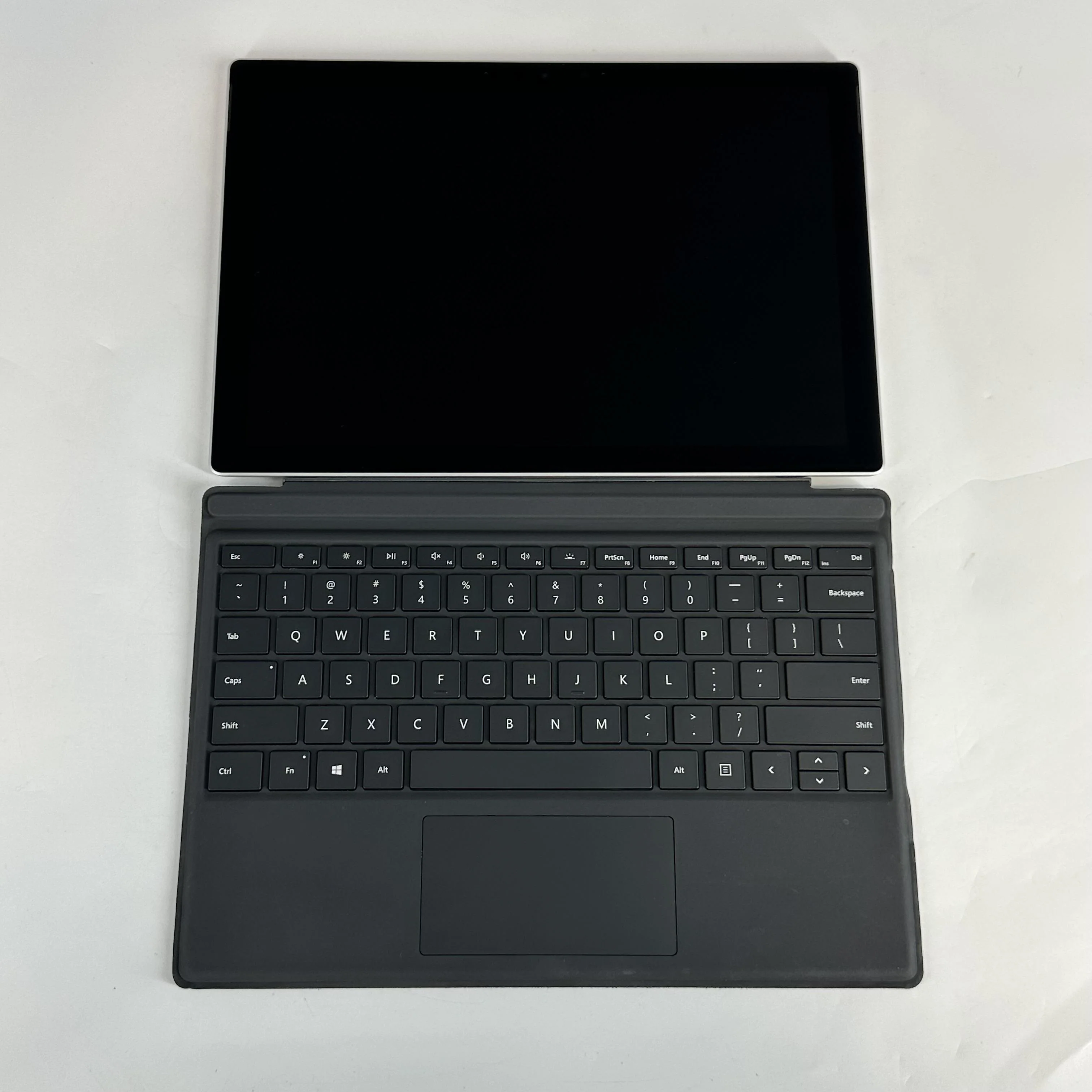 Microsoft Surface Pro 7 Plus 12.3 Silver WiFi 2.8 GHz Intel Core i7 11th Gen. 16GB RAM 256GB Solid State Drive