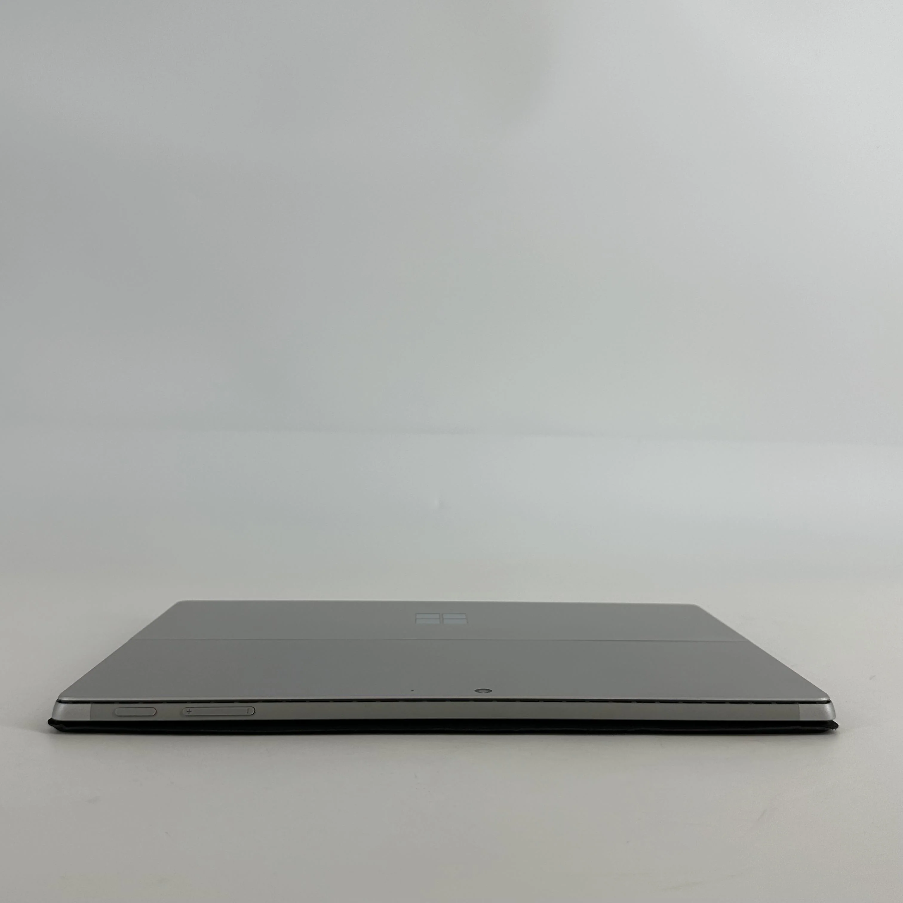 Microsoft Surface Pro 7 Plus 12.3 Silver WiFi 2.8 GHz Intel Core i7 11th Gen. 16GB RAM 256GB Solid State Drive - Image 12