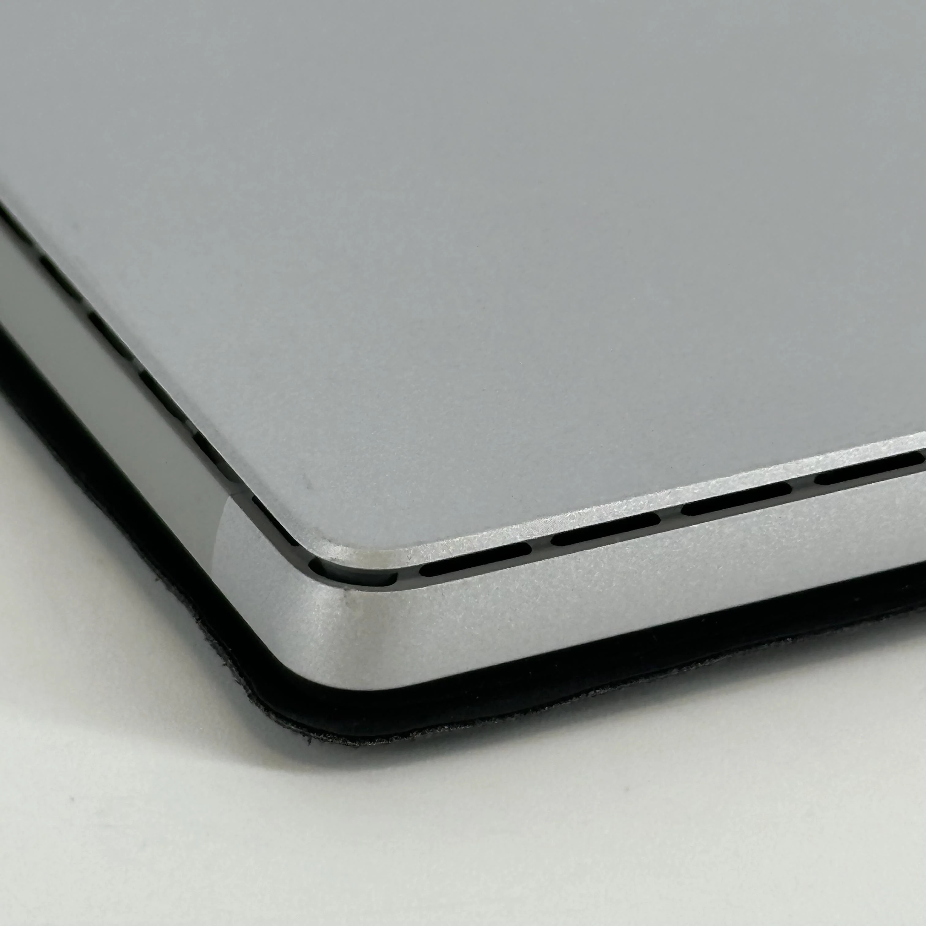Microsoft Surface Pro 7 Plus 12.3 Silver WiFi 2.8 GHz Intel Core i7 11th Gen. 16GB RAM 256GB Solid State Drive - Image 8
