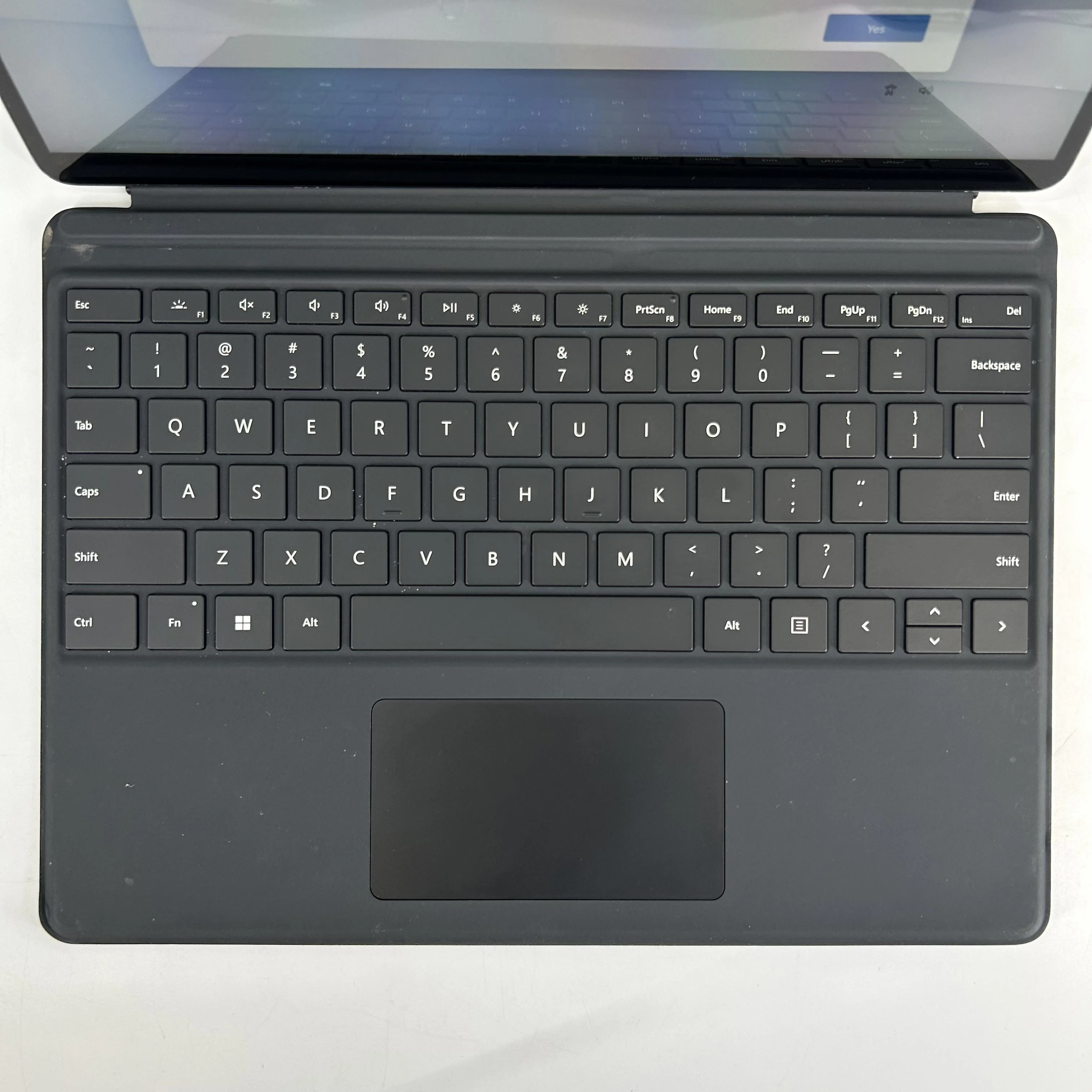 Microsoft Surface Pro 8 13 Black WiFi 2.4 GHz Intel Core i5 11th Gen. 8GB RAM 256GB Solid State Drive - Image 2