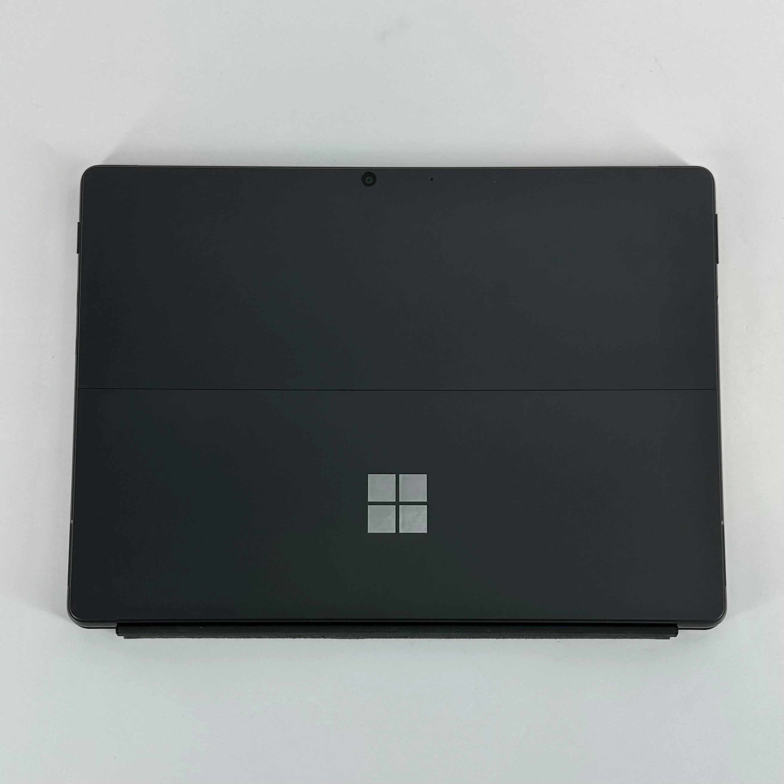 Microsoft Surface Pro 8 13 Black WiFi 3.0 GHz Intel Core i7 11th Gen. 16GB RAM 512GB Solid State Drive - Image 5
