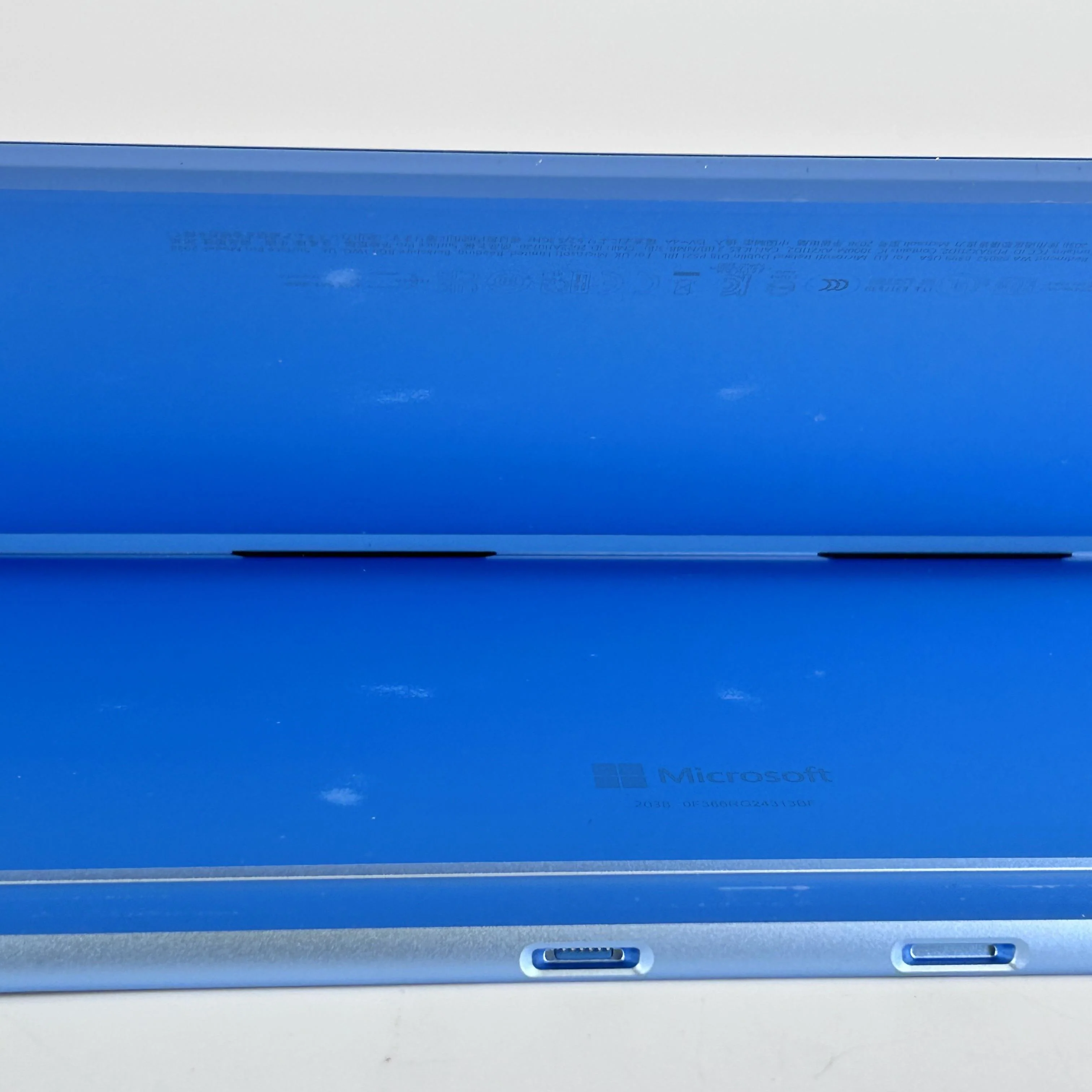 Microsoft Surface Pro 9 13 Blue WiFi 2.7 GHz Intel Core i7 12th Gen. 16GB RAM 256GB Solid State Drive - Image 4
