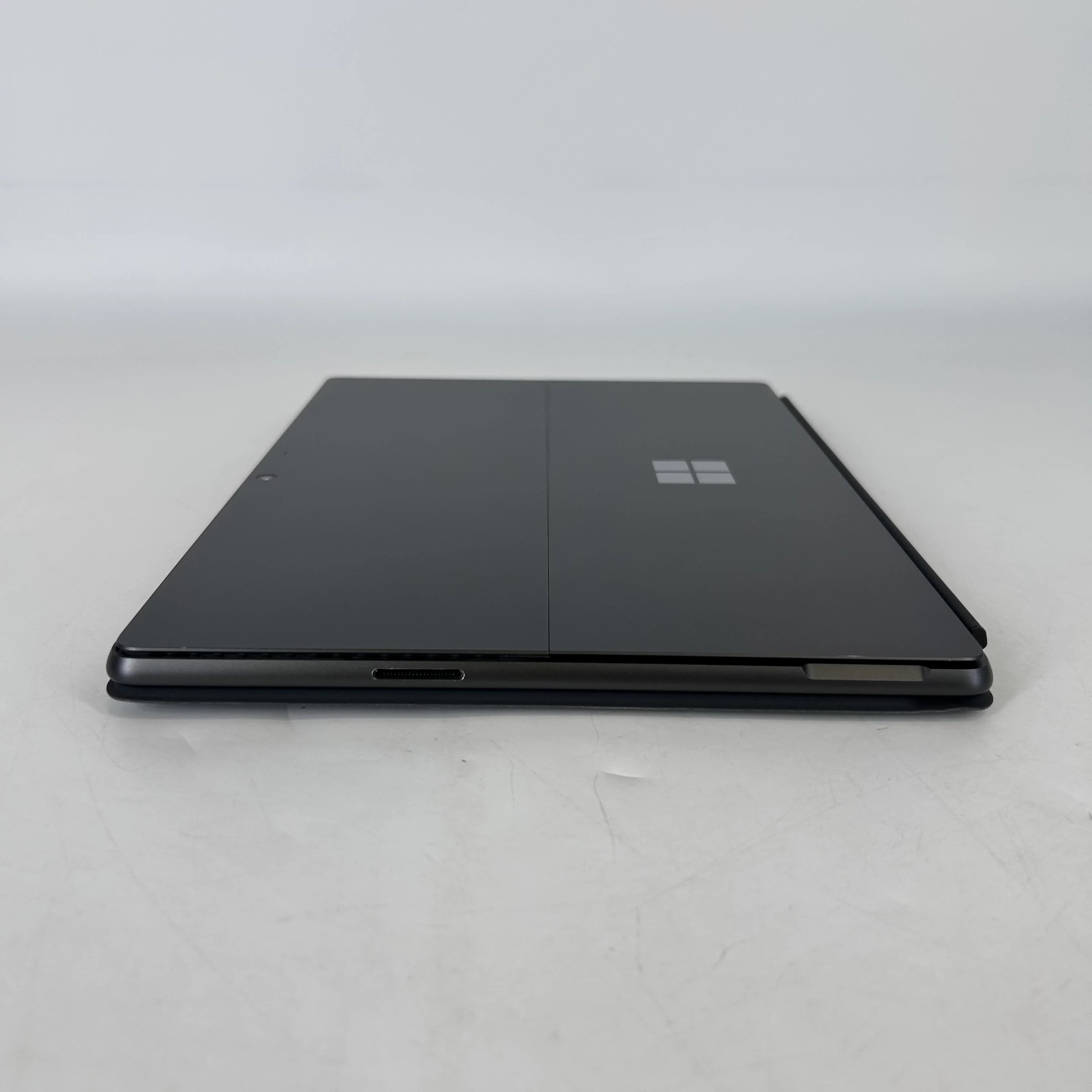 Microsoft Surface Pro 9 13 Graphite WiFi 2.5 GHz Intel Core i5 12th Gen. 16GB RAM 256GB Solid State Drive - Image 33