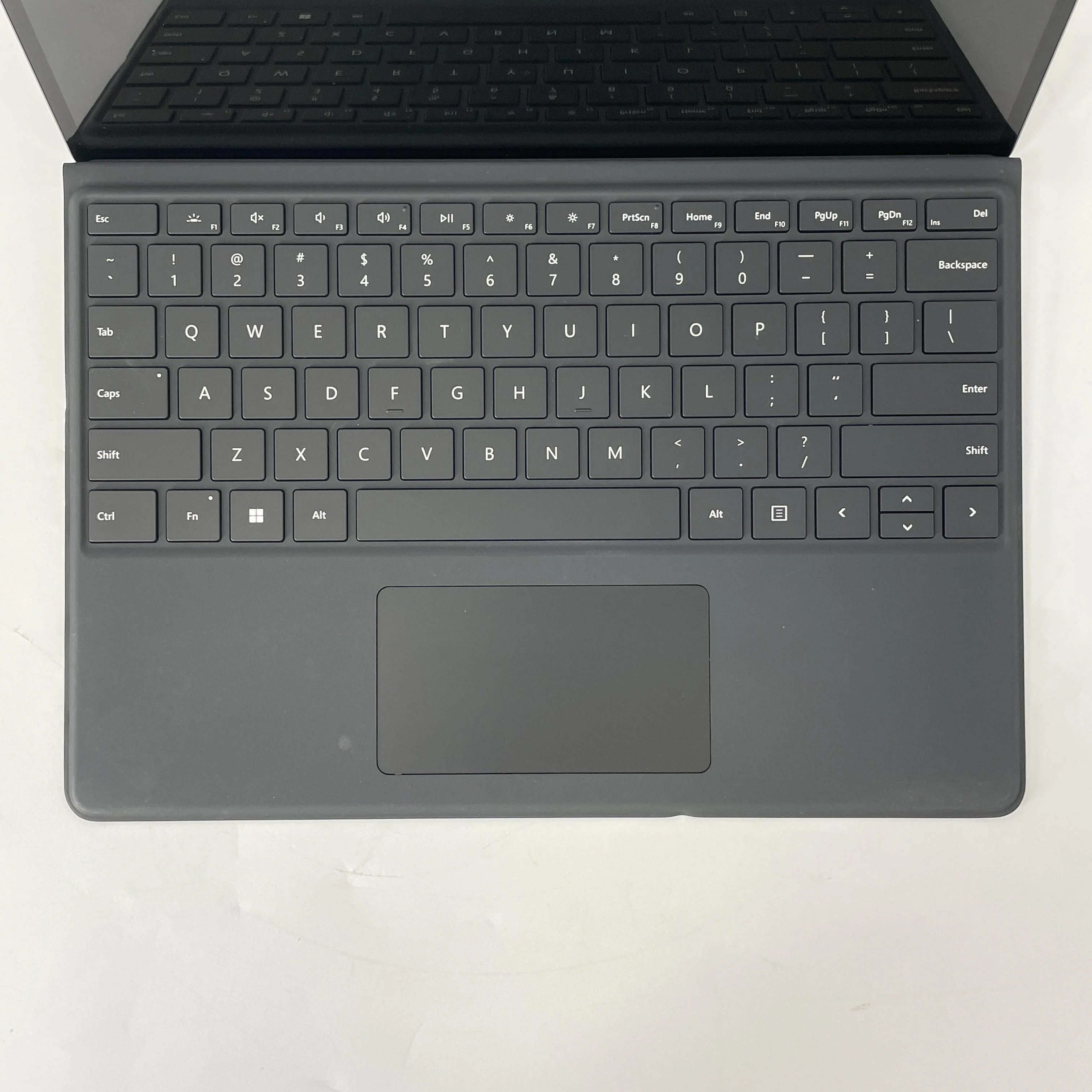 Microsoft Surface Pro 9 13 Graphite WiFi 2.5 GHz Intel Core i5 12th Gen. 16GB RAM 256GB Solid State Drive - Image 2