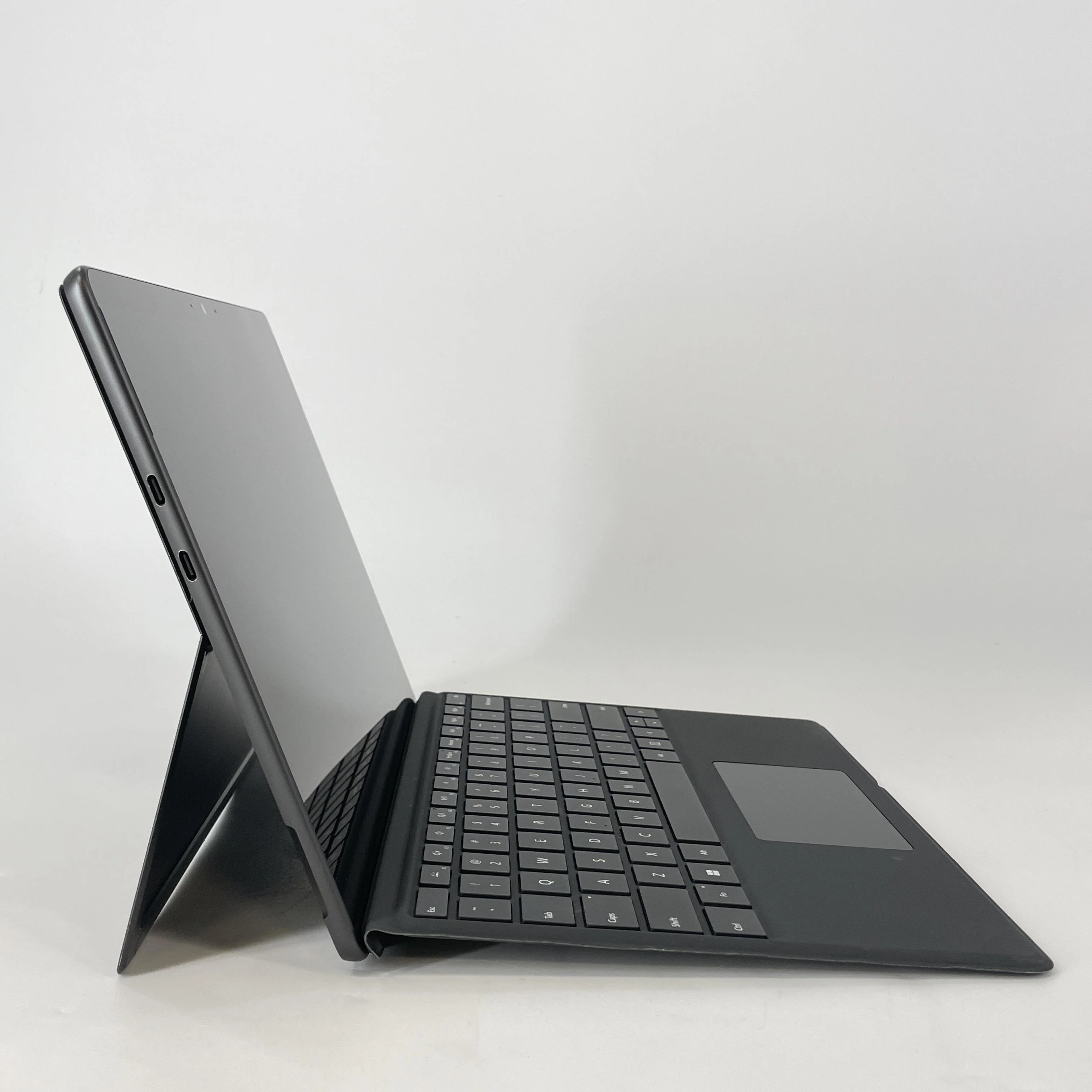 Microsoft Surface Pro 9 13 Graphite WiFi 2.5 GHz Intel Core i5 12th Gen. 16GB RAM 256GB Solid State Drive - Image 3