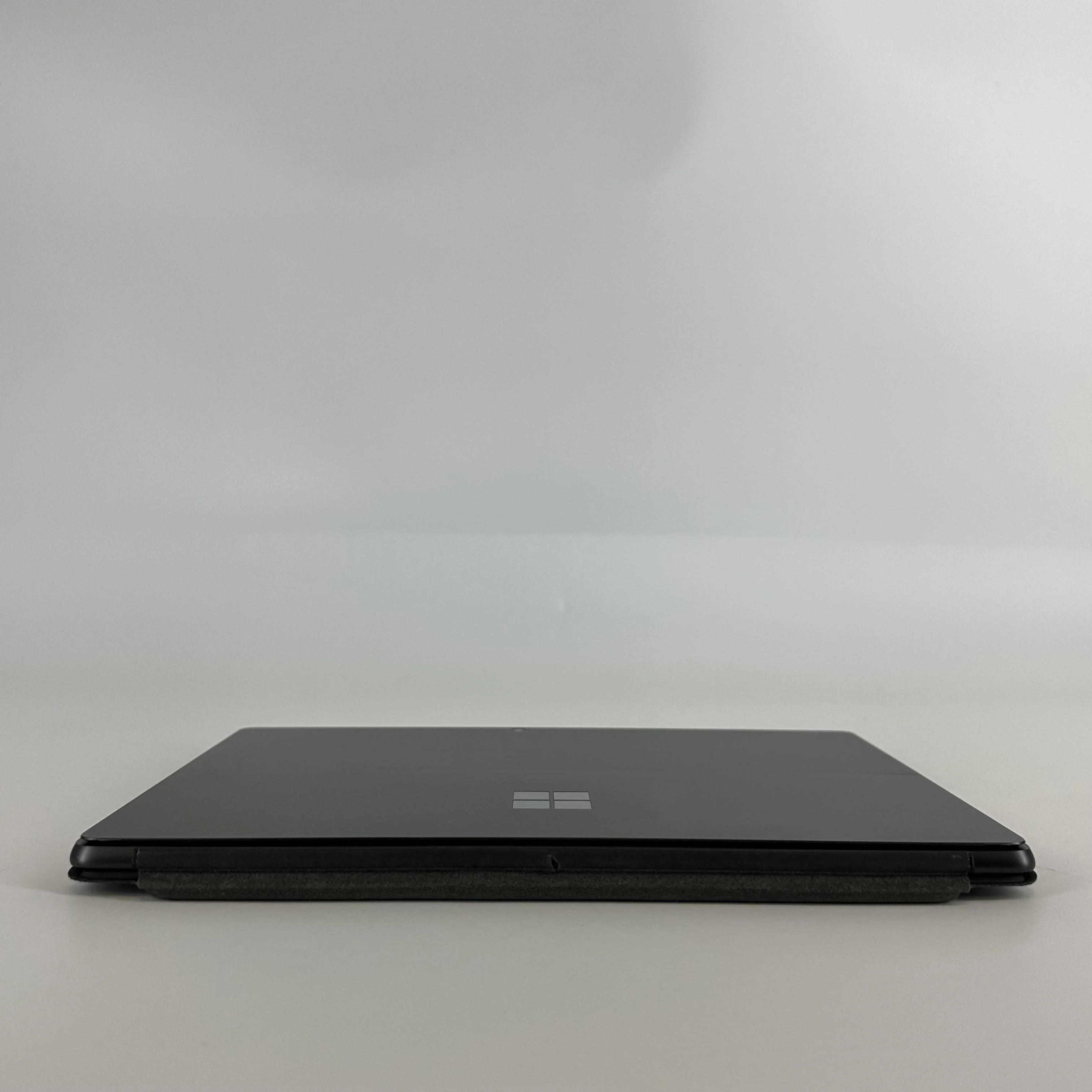 Microsoft Surface Pro 9 13 Graphite WiFi 2.6 GHz Intel Core i7 12th Gen. 16GB RAM 512GB Solid State Drive - Image 12