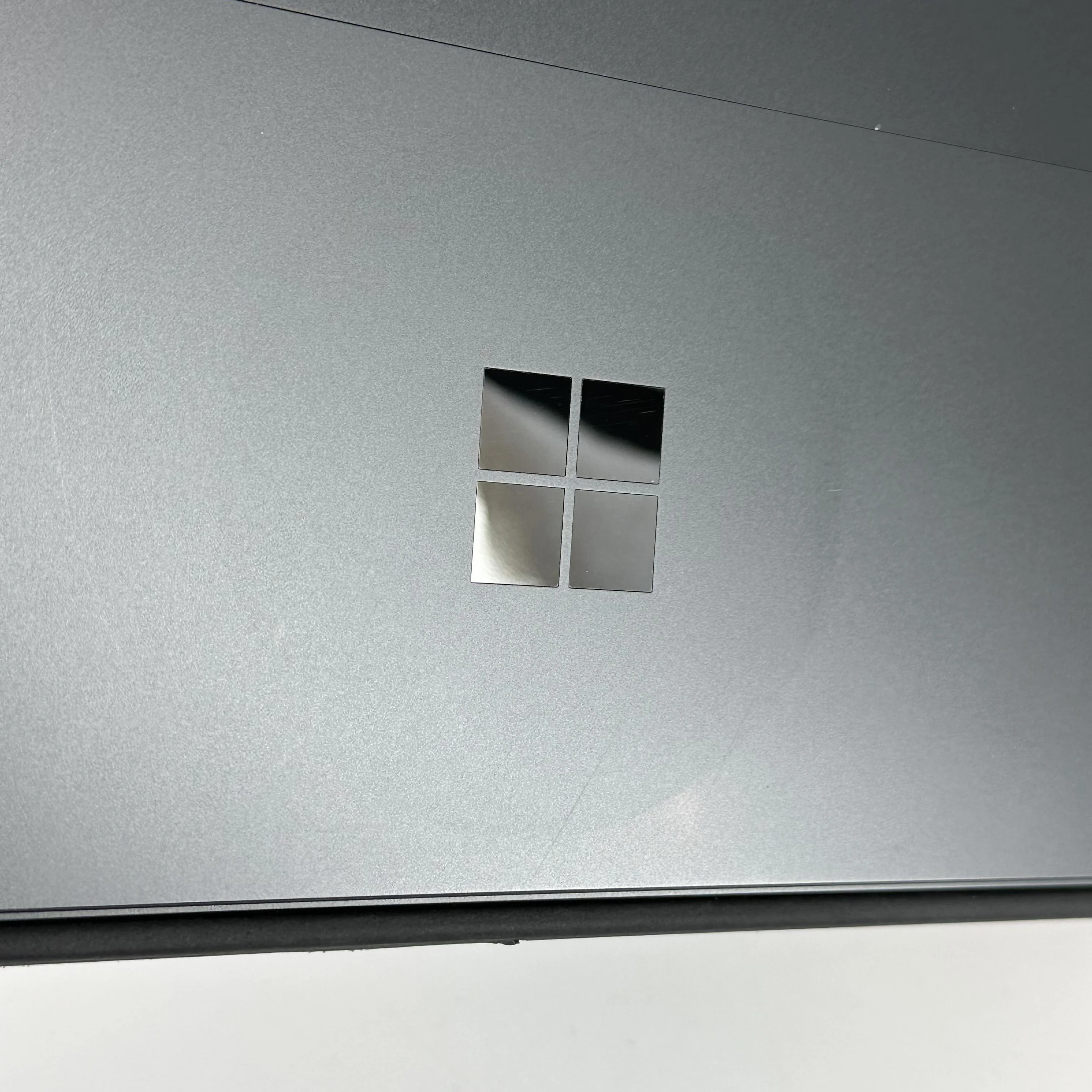 Microsoft Surface Pro 9 13 Graphite WiFi 2.6 GHz Intel Core i7 12th Gen. 16GB RAM 512GB Solid State Drive - Image 6