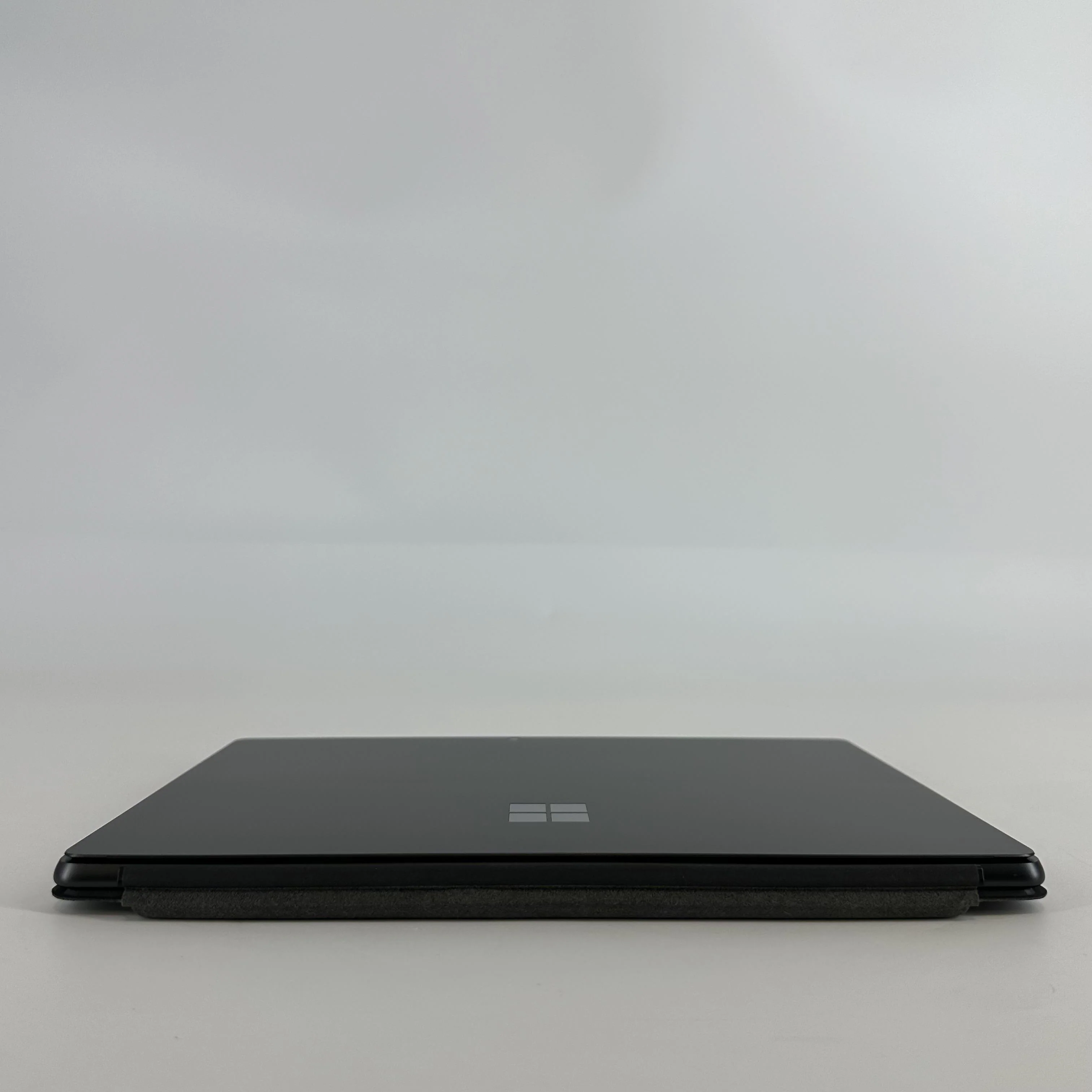 Microsoft Surface Pro 9 13 Graphite WiFi 2.6 GHz Intel Core i7 12th Gen. 16GB RAM 512GB Solid State Drive - Image 6
