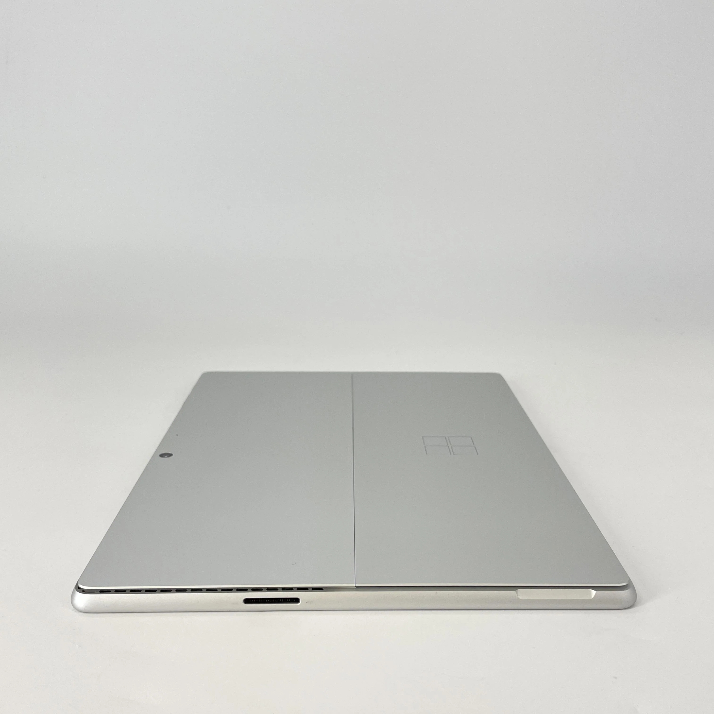 Microsoft Surface Pro 9 13 Silver WiFi 2.7 GHz Intel Core i7 12th Gen. 16GB RAM 512GB Solid State Drive - Image 5