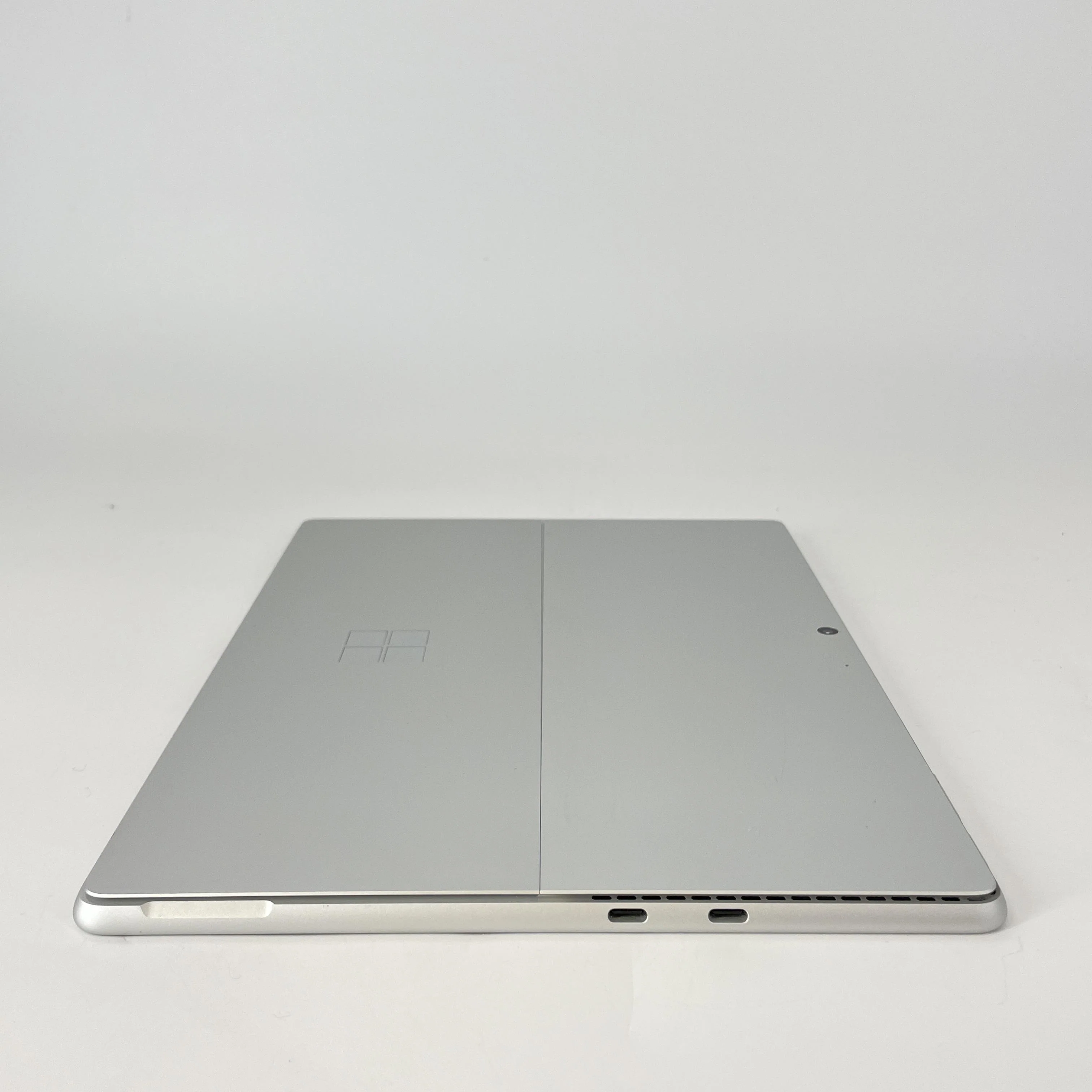 Microsoft Surface Pro 9 13 Silver WiFi 2.7 GHz Intel Core i7 12th Gen. 16GB RAM 512GB Solid State Drive - Image 9