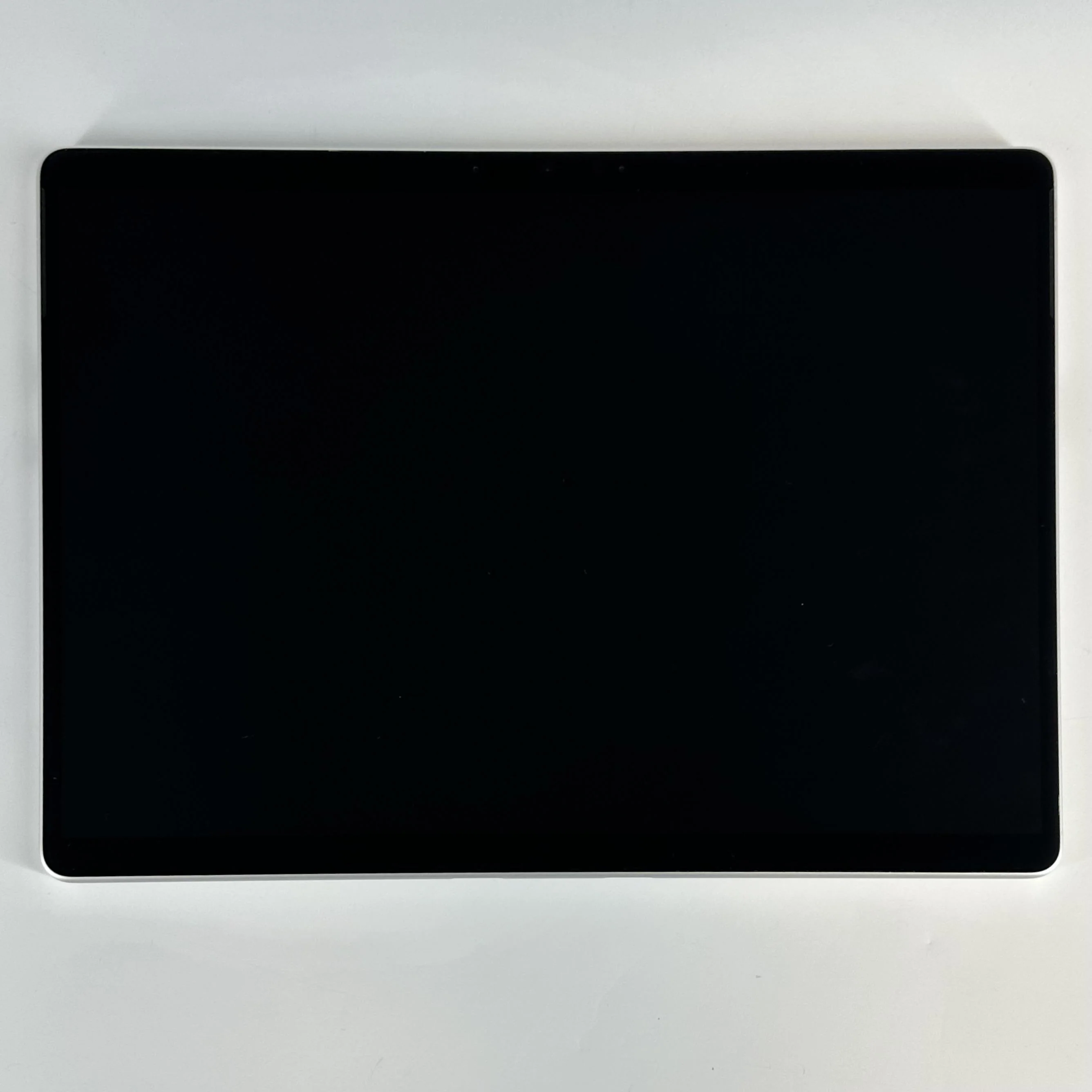 Microsoft Surface Pro 9 13 Silver WiFi 2.7 GHz Intel Core i7 12th Gen. 32GB RAM 1TB Solid State Drive - Image 2