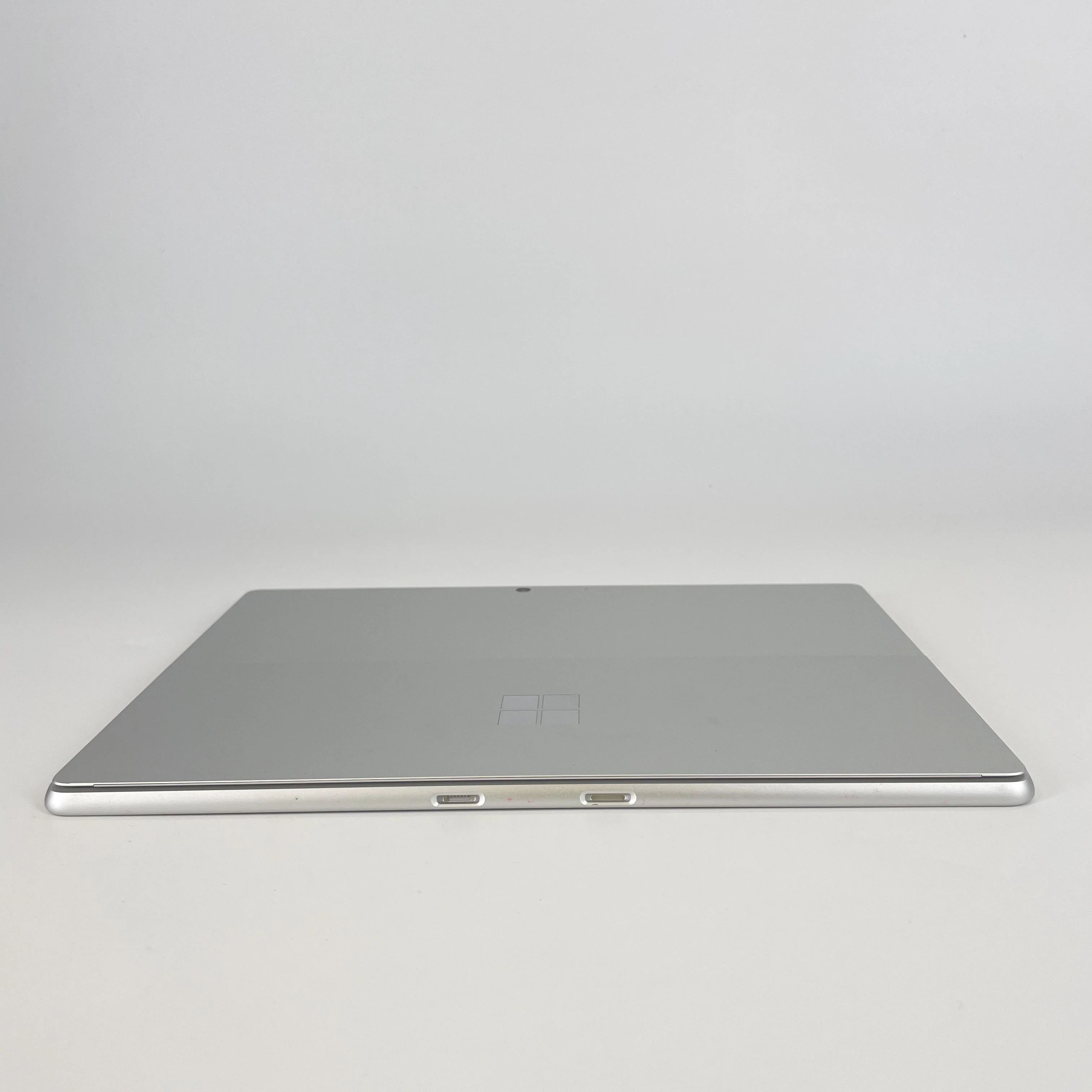 Microsoft Surface Pro 9 13 Silver WiFi 2.7 GHz Intel Core i7 12th Gen. 32GB RAM 1TB Solid State Drive - Image 8