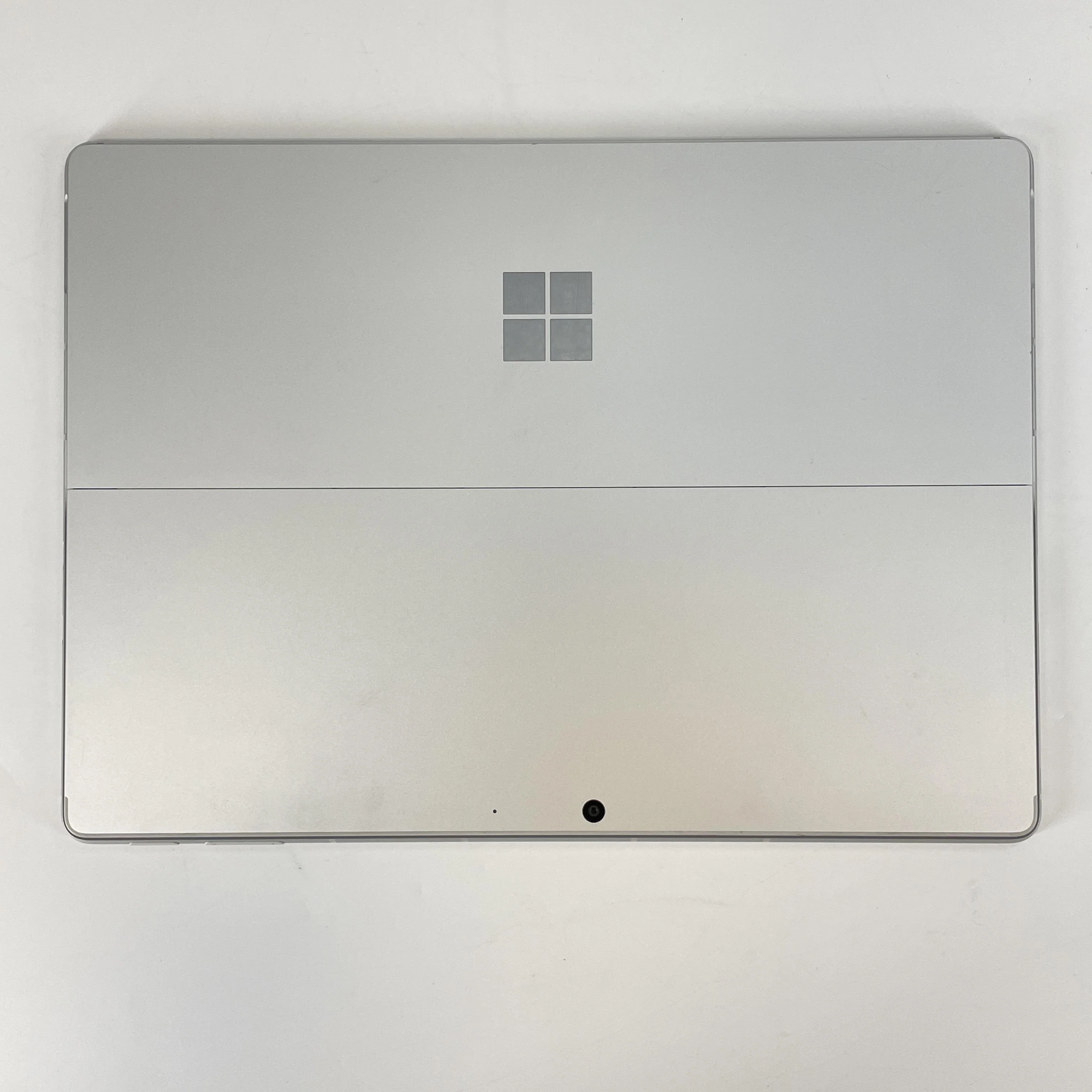Microsoft Surface Pro 9 13 Silver WiFi 3.0 GHz Microsoft SQ3 Processor 16GB RAM 256GB Solid State Drive - Image 5