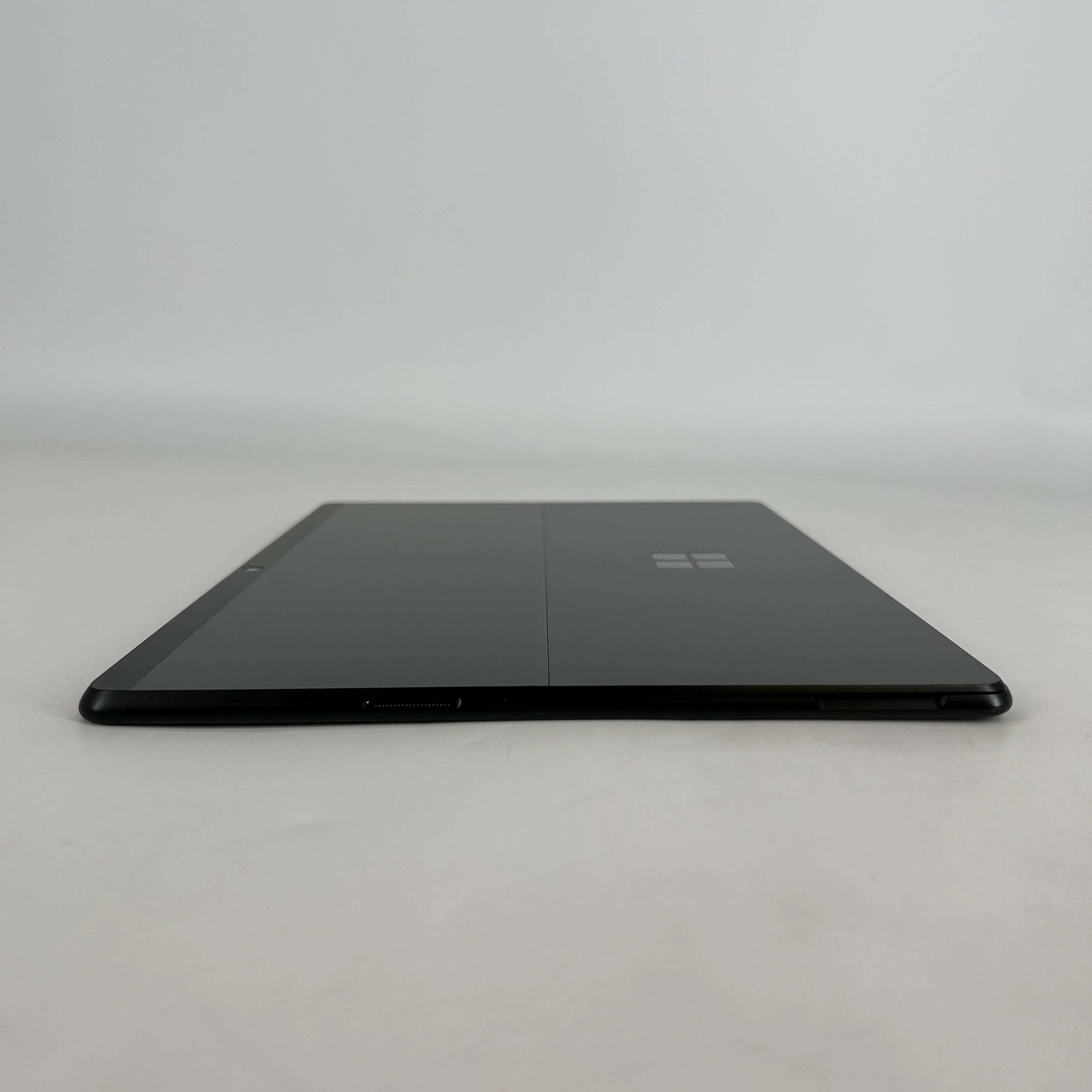 Microsoft Surface Pro X 13 Black Unlocked 3.15 GHz Microsoft SQ2 Processor 16GB RAM 256GB Solid State Drive - Image 6
