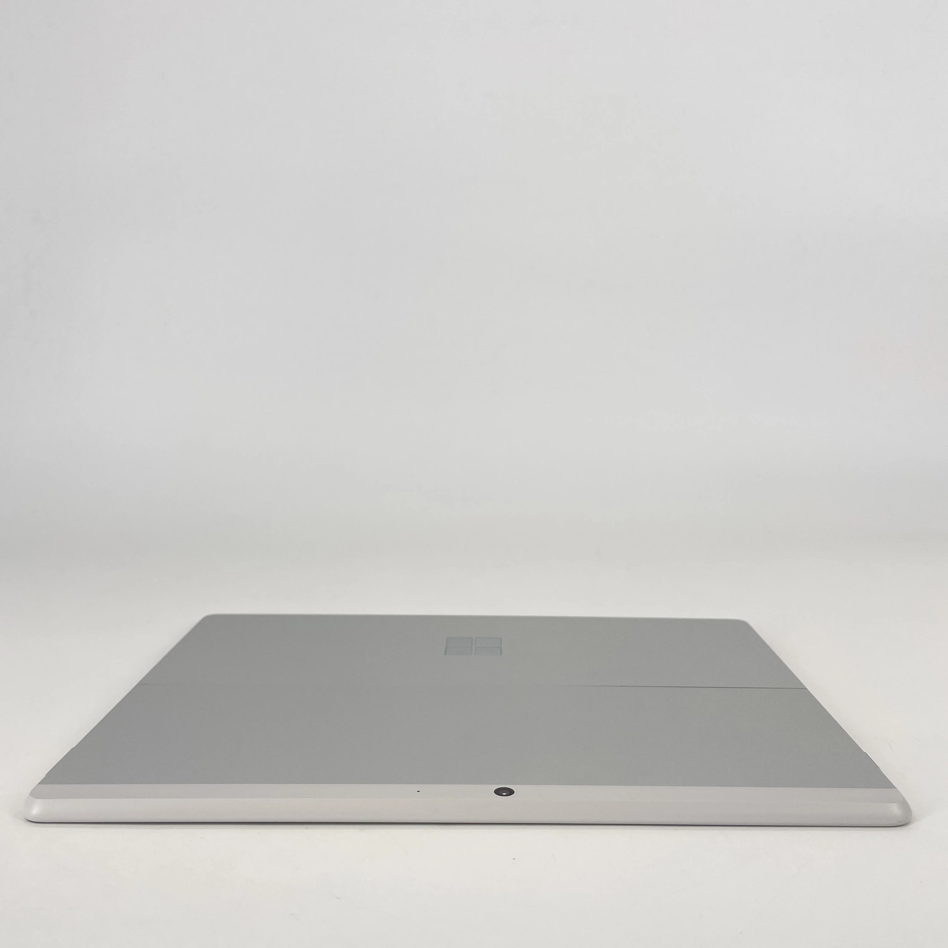 Microsoft Surface Pro X 13 Platinum WiFi 3.0 GHz Microsoft SQ1 Processor 8GB RAM 128GB Solid State Drive - Image 4