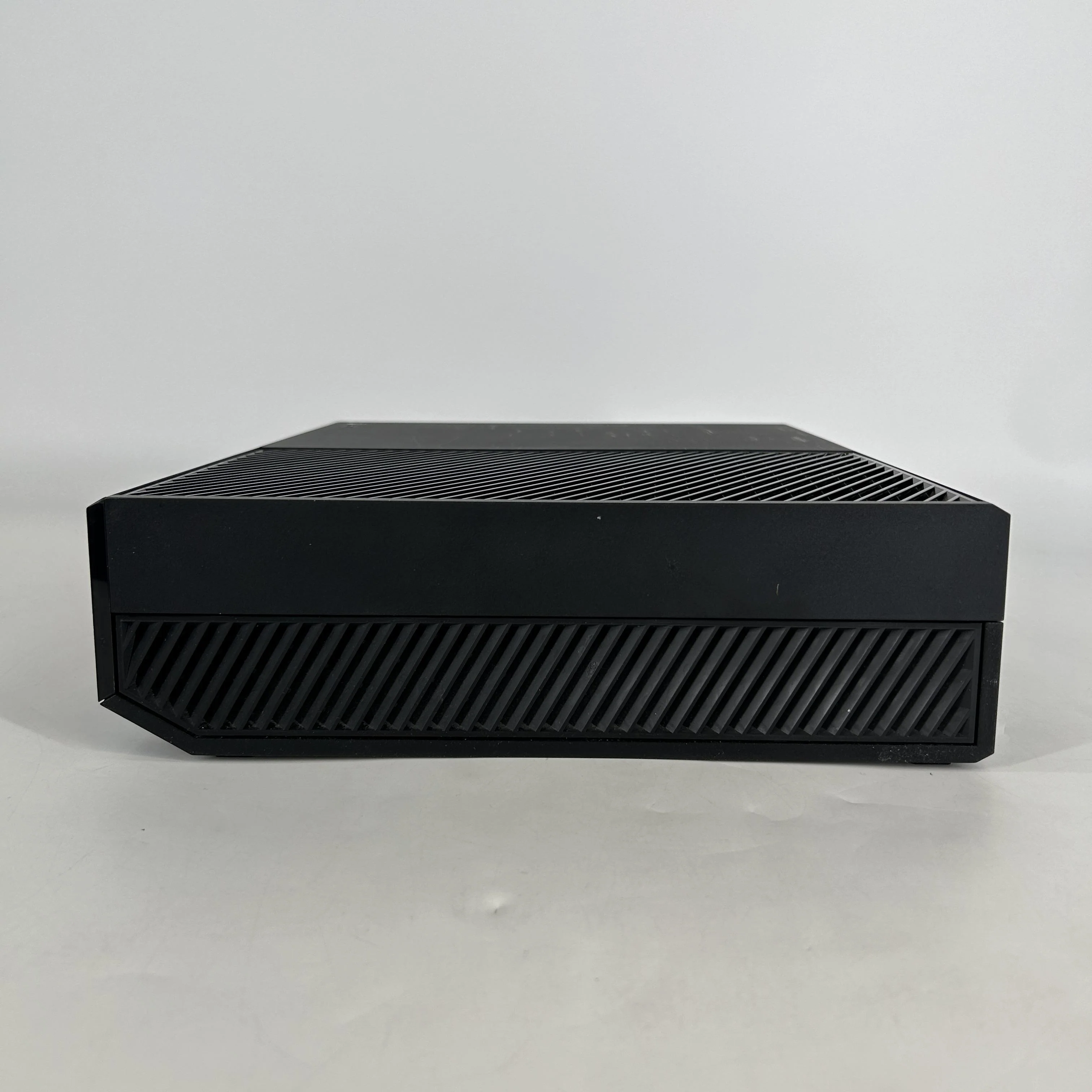 Microsoft Xbox One Black WiFi 1TB - Image 10