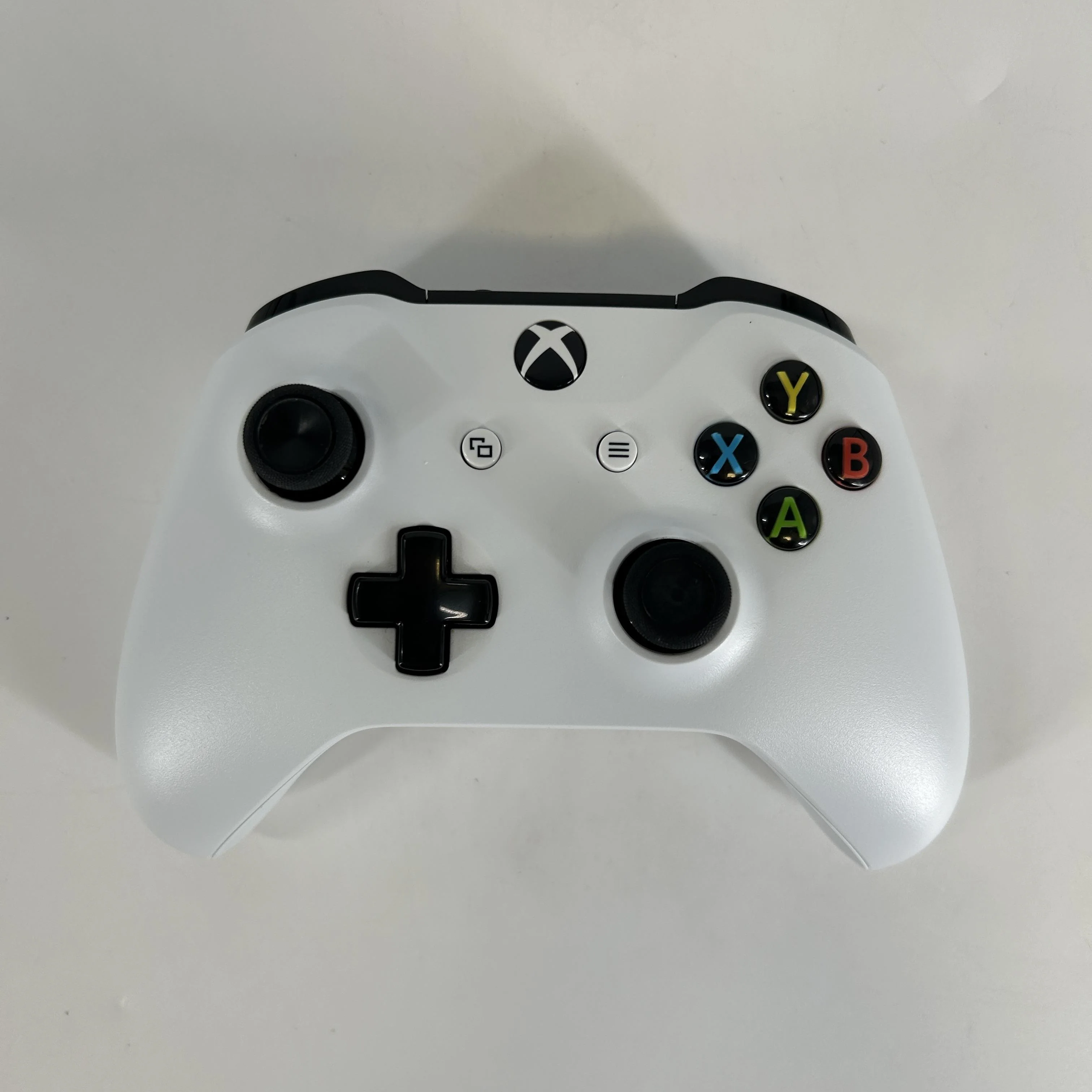 Microsoft Xbox One S White 1TB - Image 11