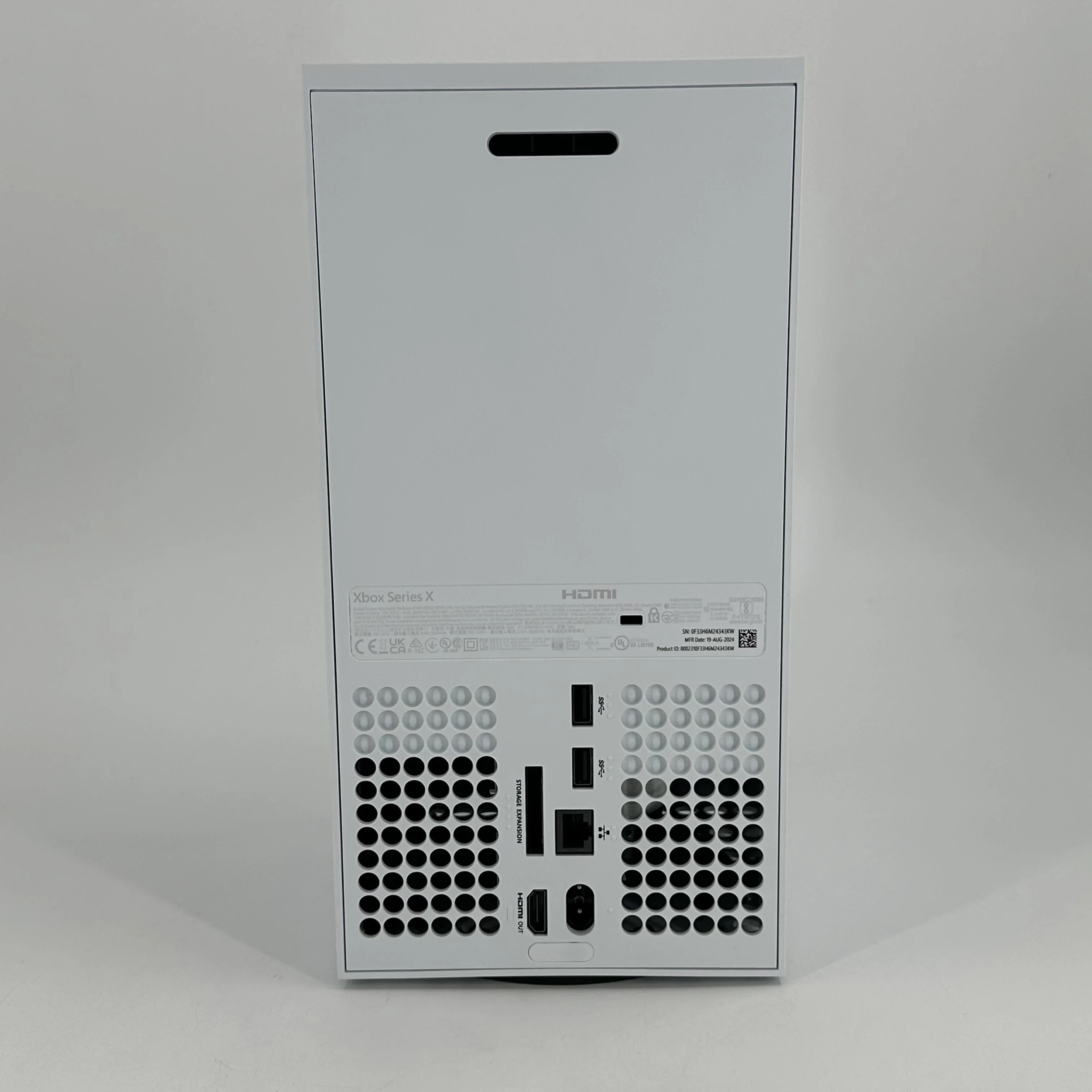 Microsoft Xbox Series X Digital Edition White 1TB - Image 4