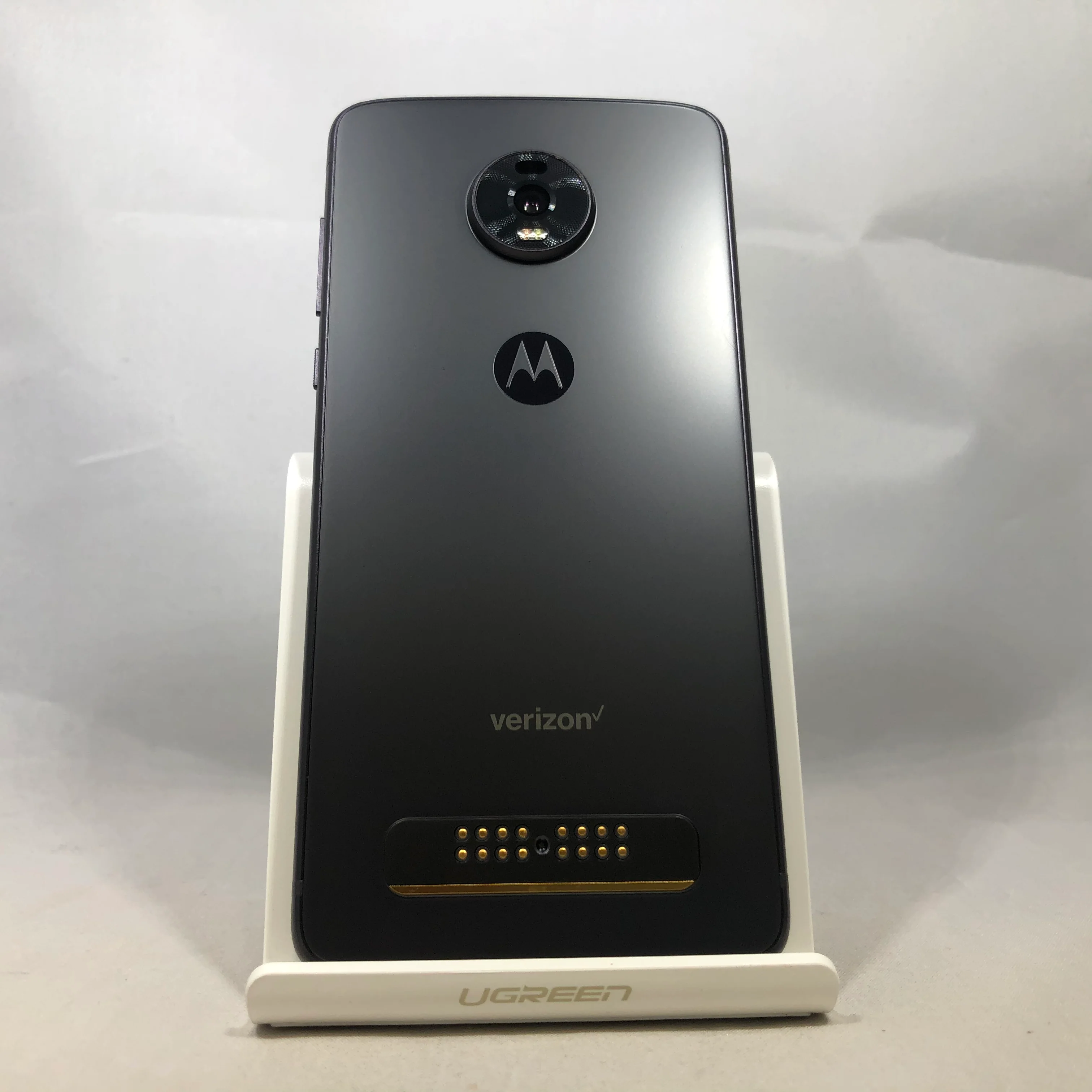 Moto Z4 128GB Grey (Verizon Unlocked) - Image 2