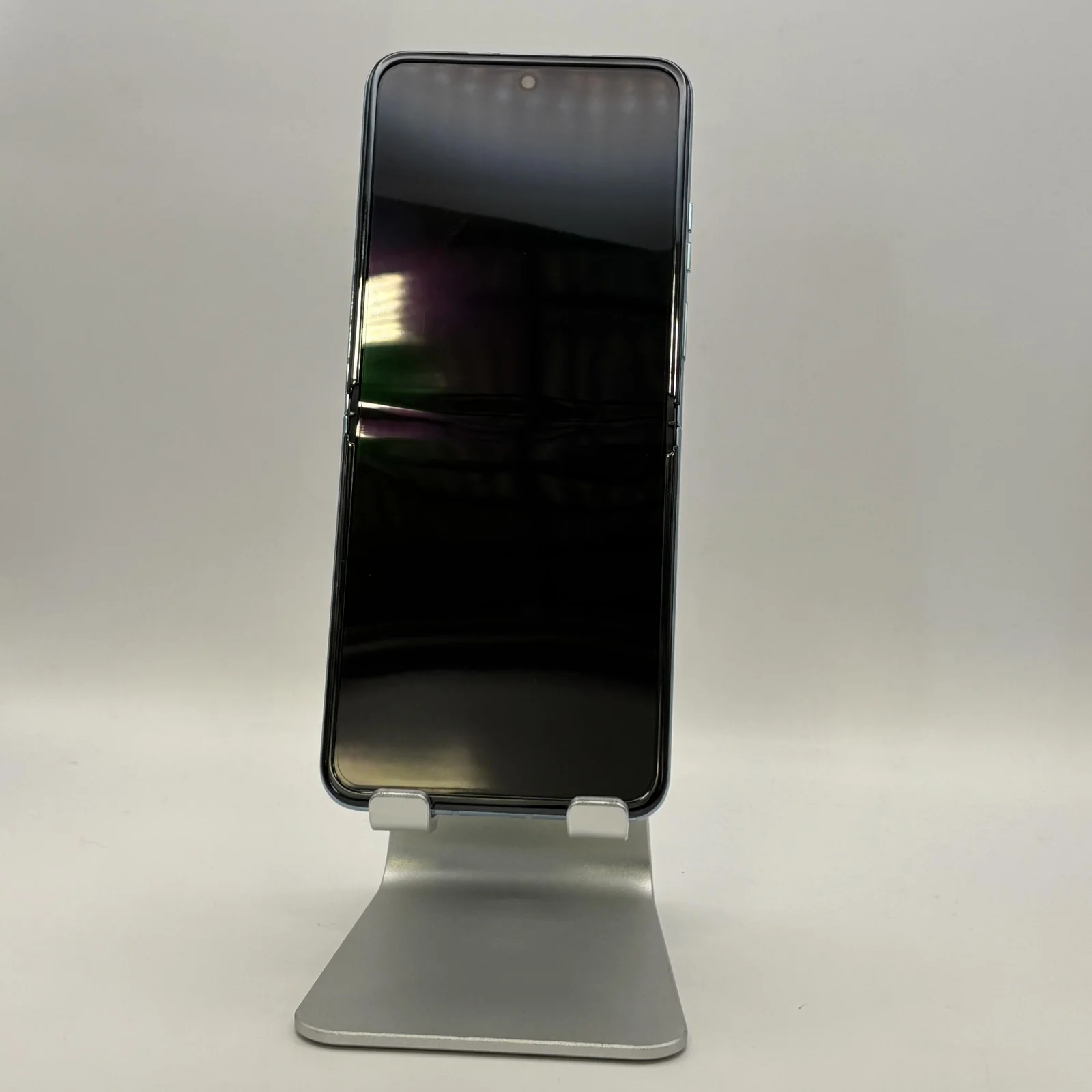 Motorola Razr Plus (2023) 8GB RAM 256GB Blue (GSM Unlocked) - Image 4