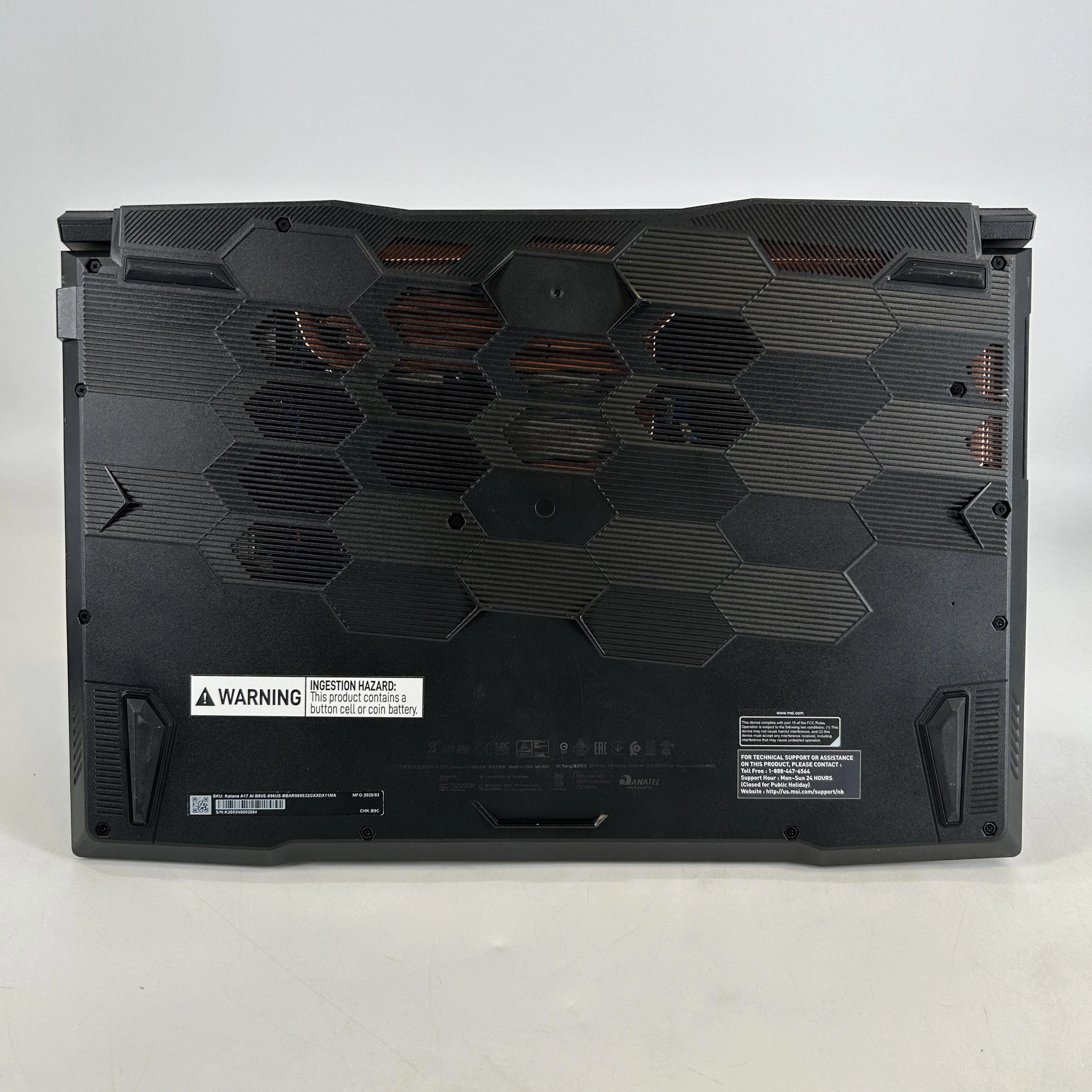 MSI Katana A17 AI 17.3 Black 4.0 GHz AMD Ryzen 9 8945HS 32GB RAM 1TB Solid State Drive NVIDIA GeForce RTX 4050 6 GB - Image 6