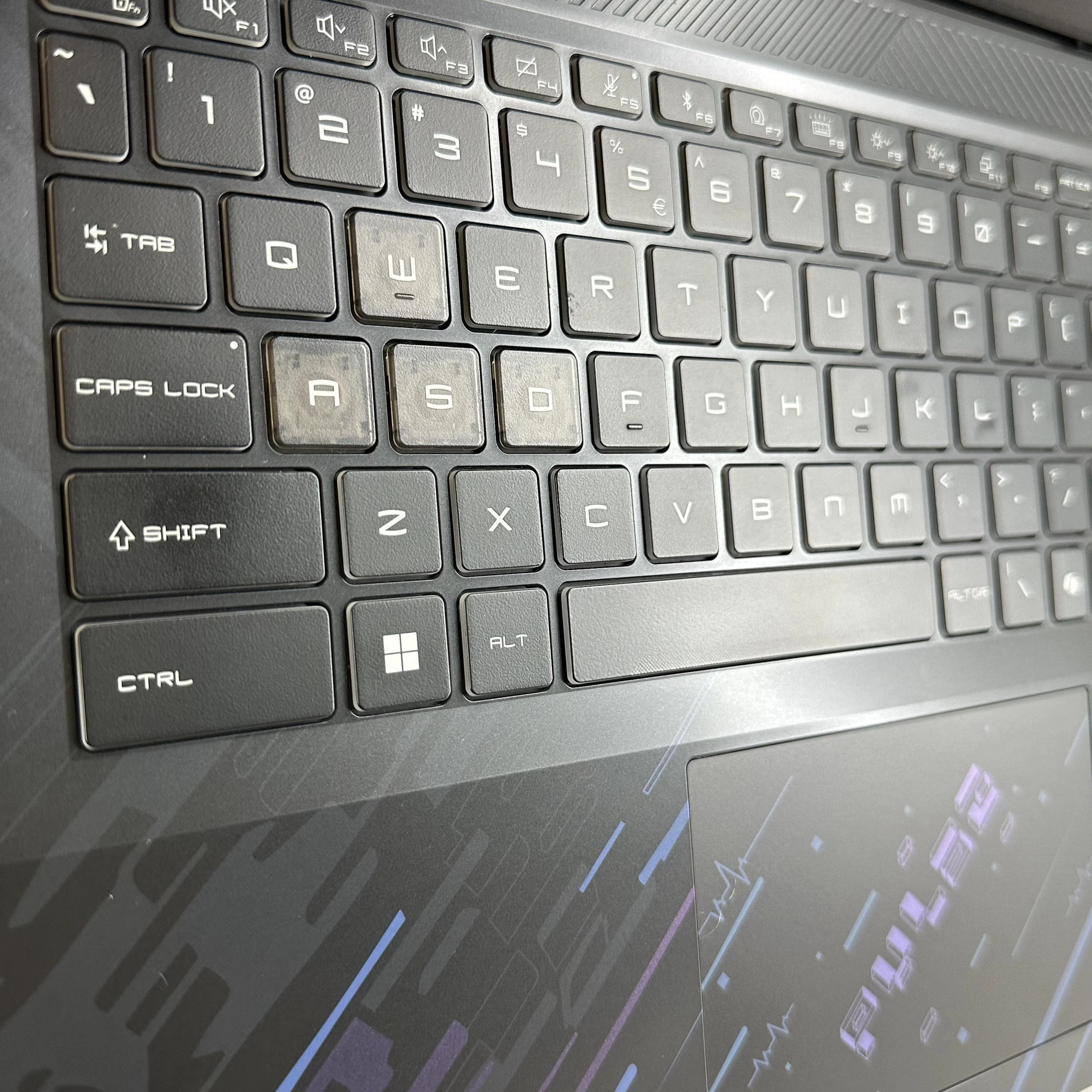 MSI Pulse 16 AI 16 Black 2.5 GHz Intel Core Ultra 9 32GB RAM 1TB Solid State Drive NVIDIA GeForce RTX 4070 8 GB - Image 3