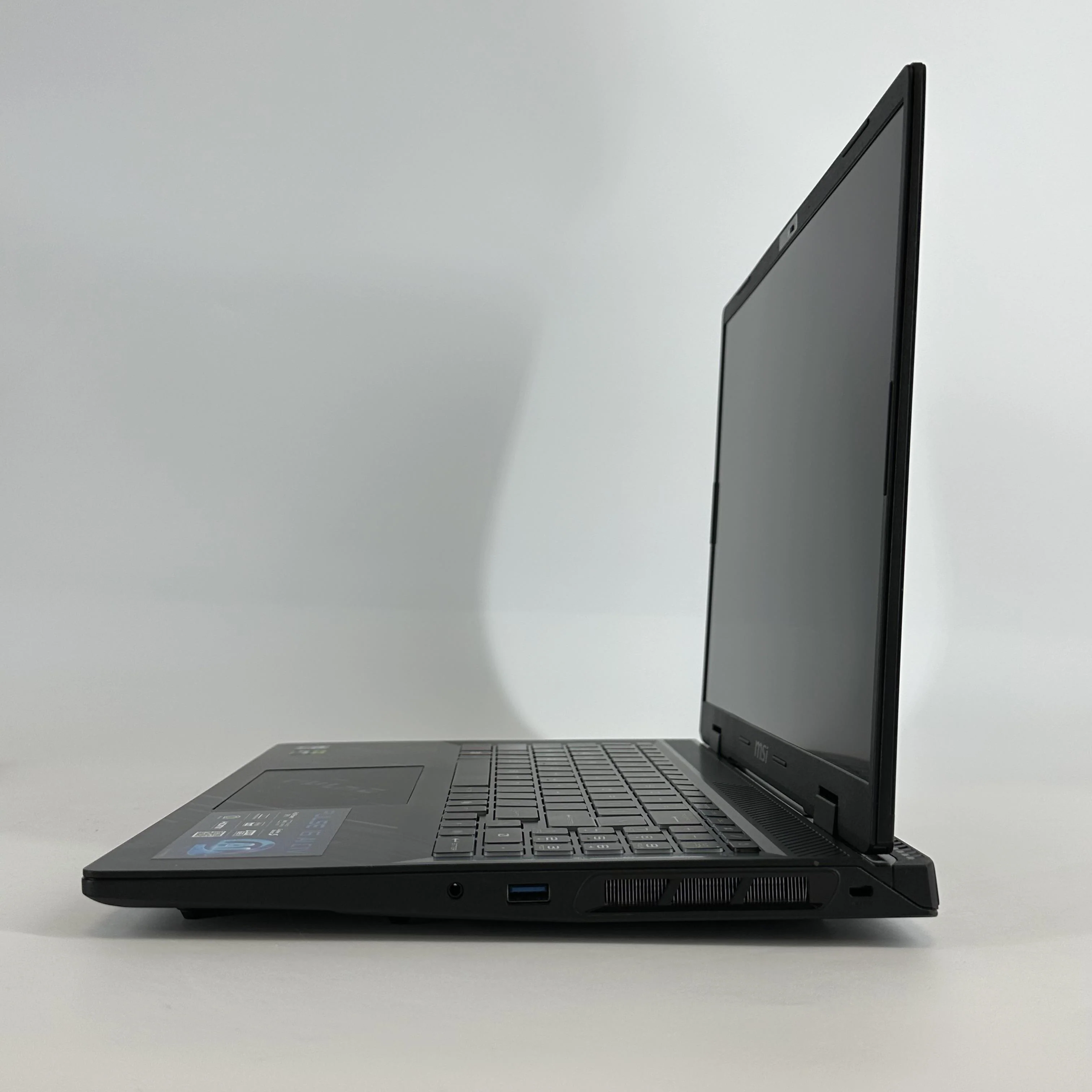 MSI Pulse 16 AI 16 Black 2.5 GHz Intel Core Ultra 9 32GB RAM 1TB Solid State Drive NVIDIA GeForce RTX 4070 8 GB - Image 7