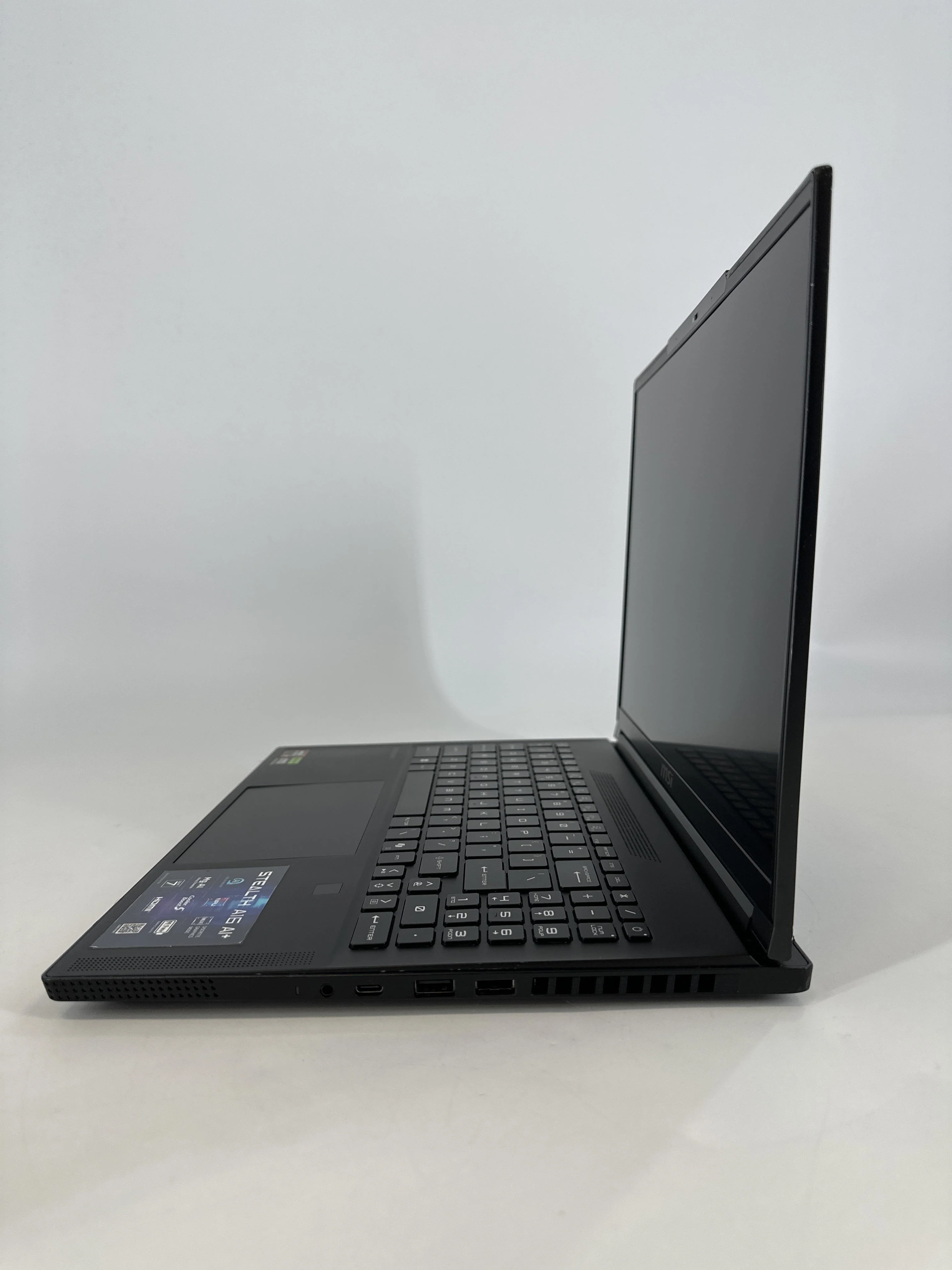 MSI Stealth A16 AI+ 16 Black 2.0 GHz AMD Ryzen AI 9 365 32GB RAM 1TB Solid State Drive NVIDIA GeForce RTX 4070 8 GB - Image 4