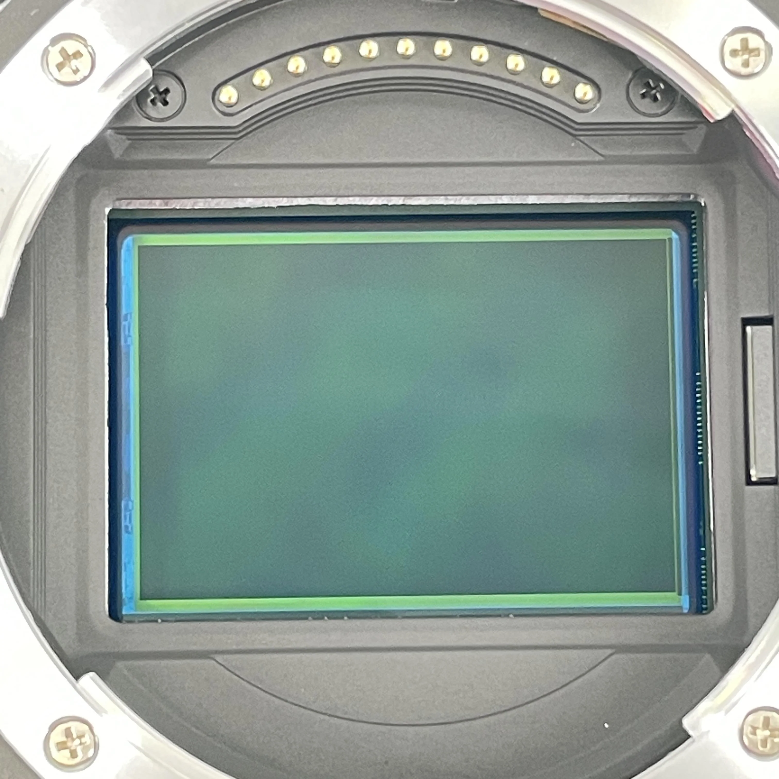 Nikon Z5 24.3MP Black - Image 3