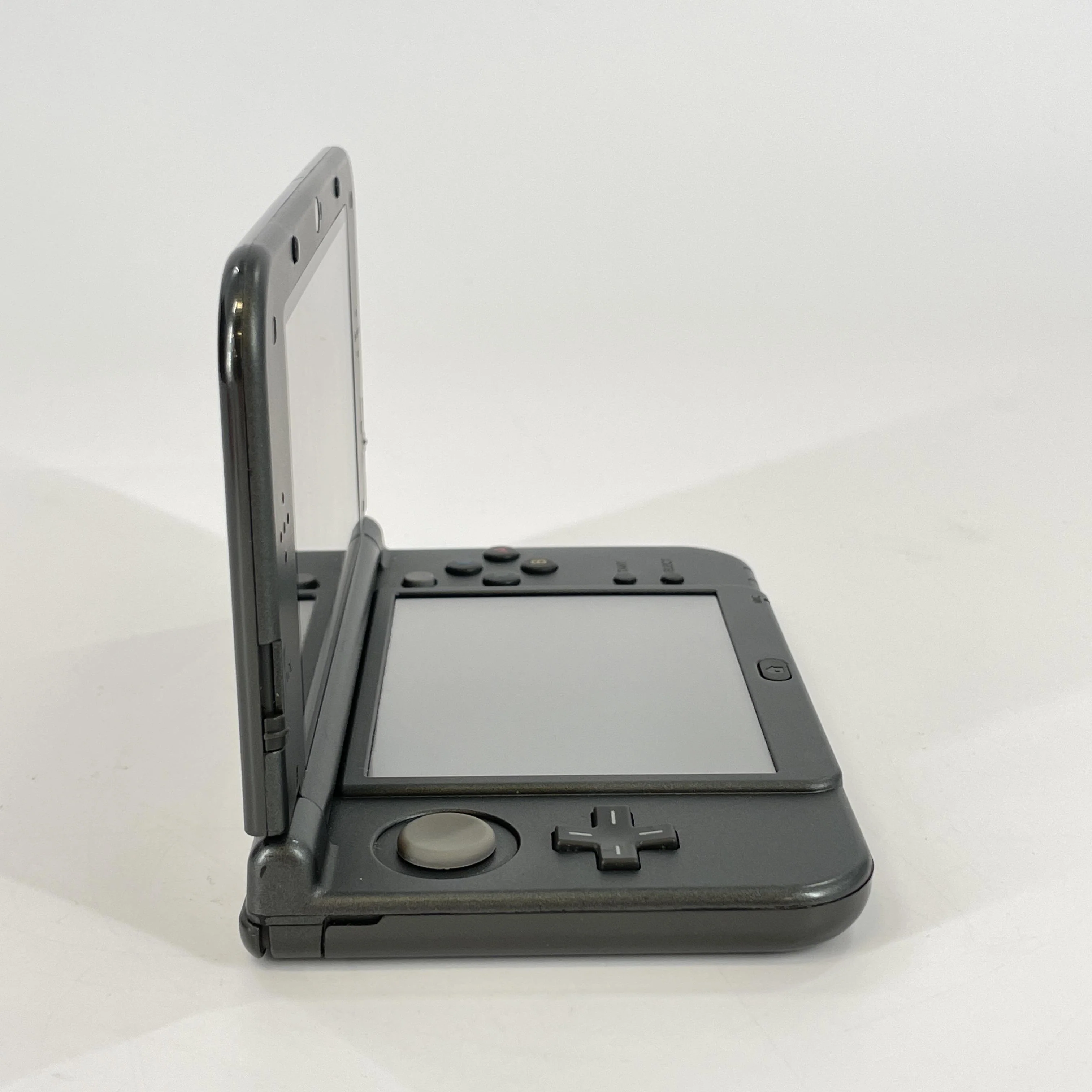 Nintendo New 3DS XL Gray - Image 3