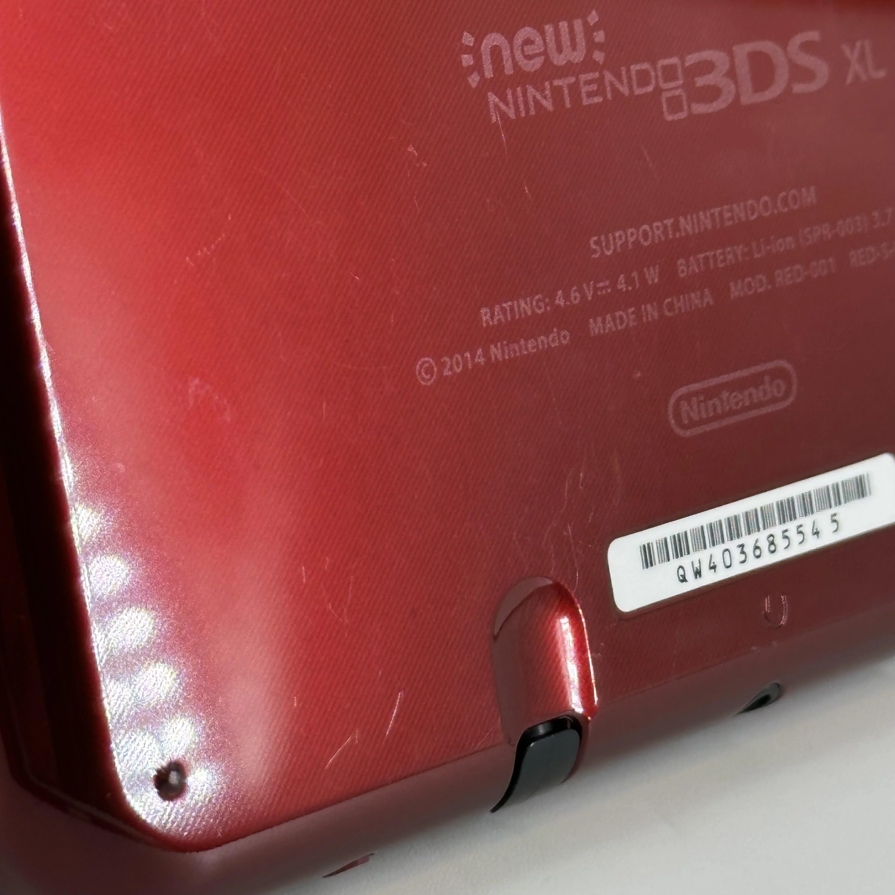 Nintendo New 3DS XL Red - Image 11