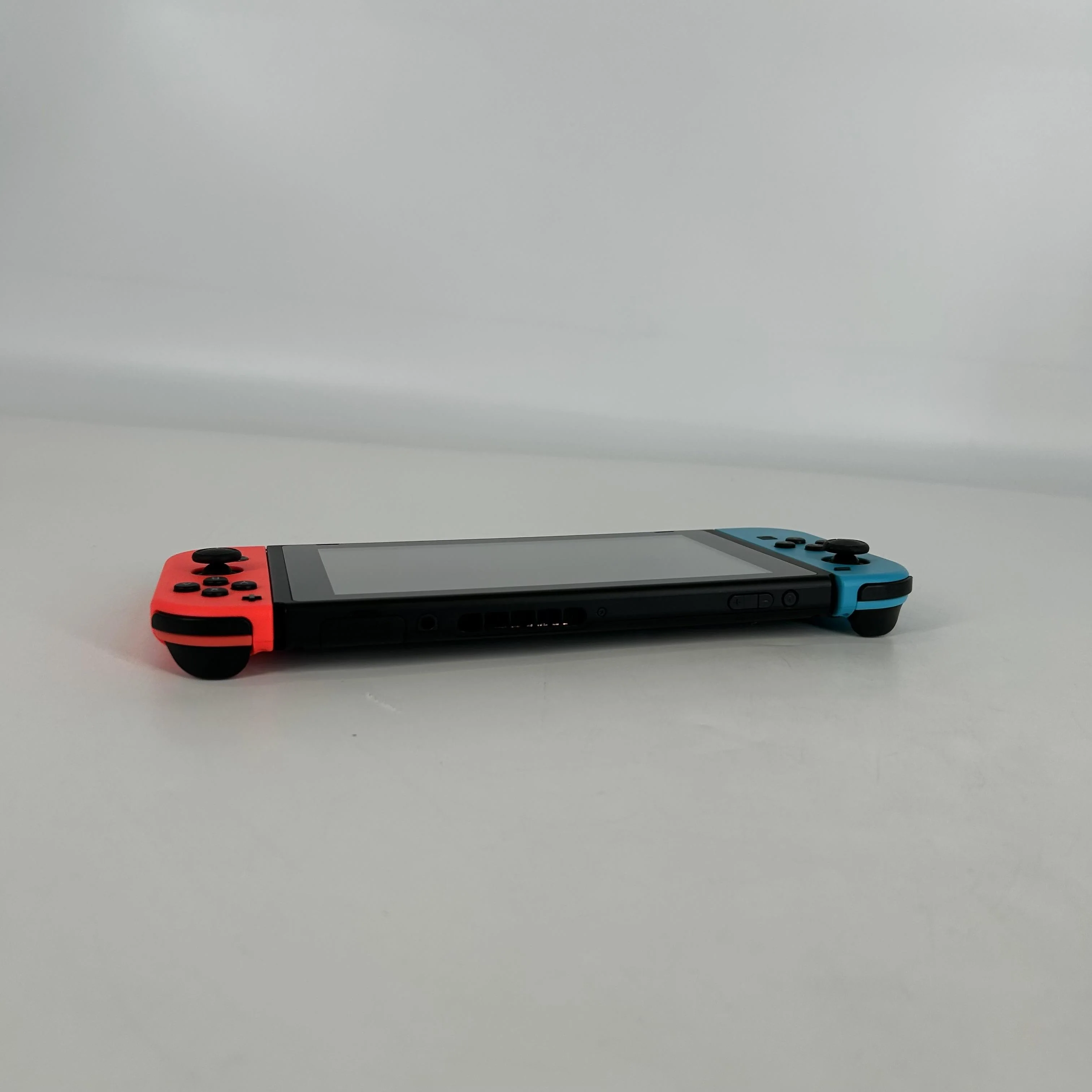 Nintendo Switch Original Black 32GB - Image 7