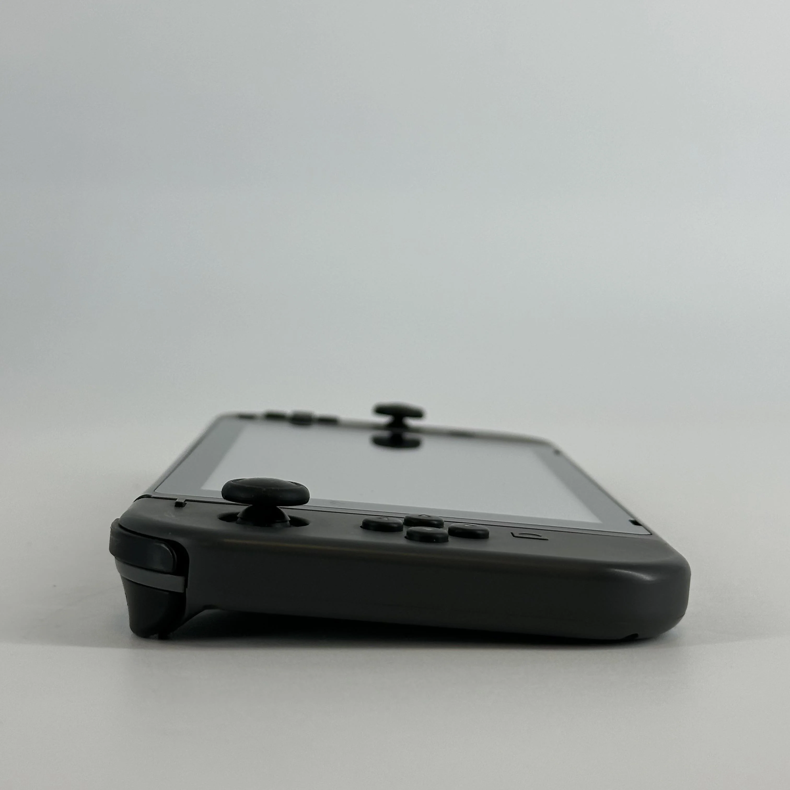 Nintendo Switch Original Black 32GB - Image 5