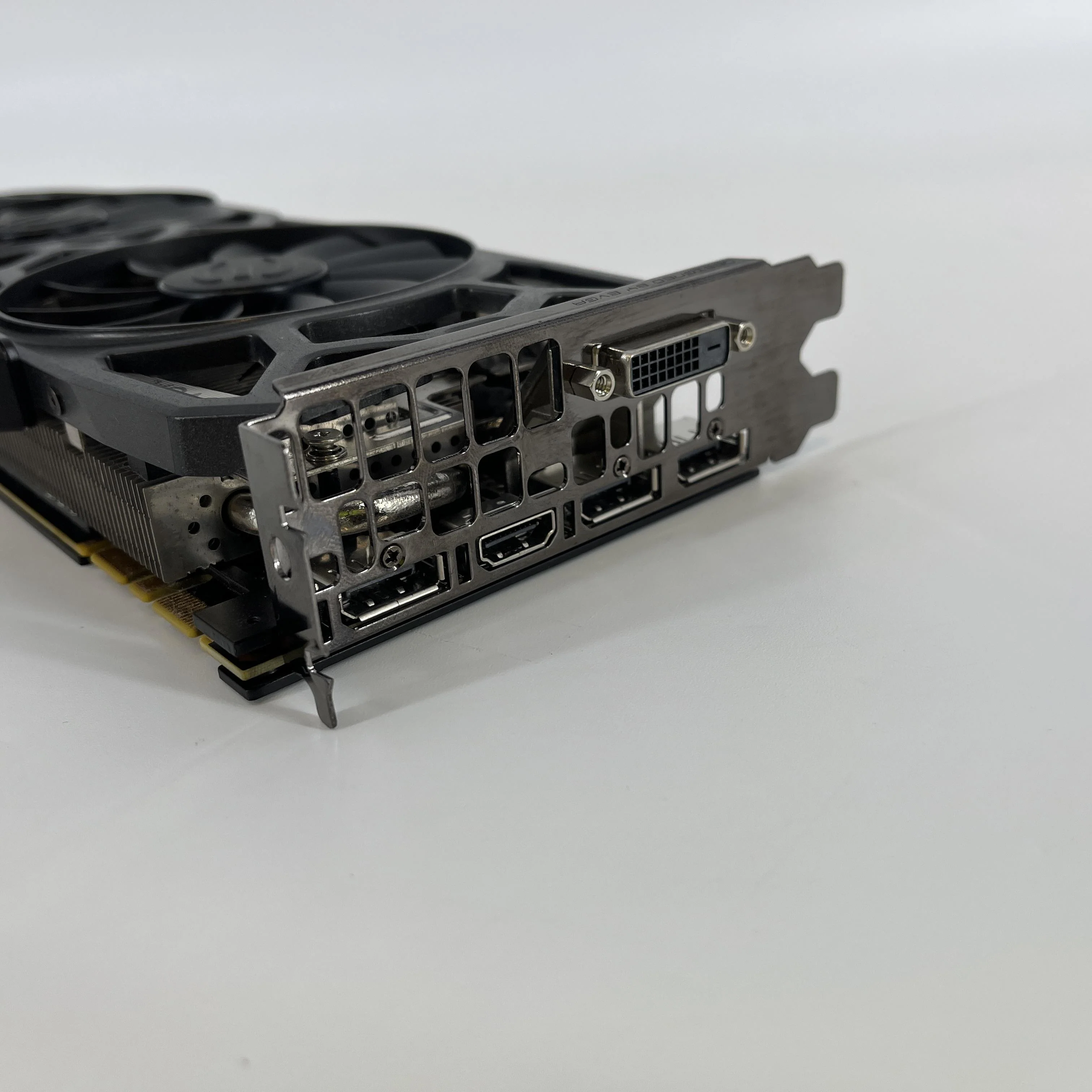 NVIDIA GeForce GTX 1080 Ti 11GB RAM