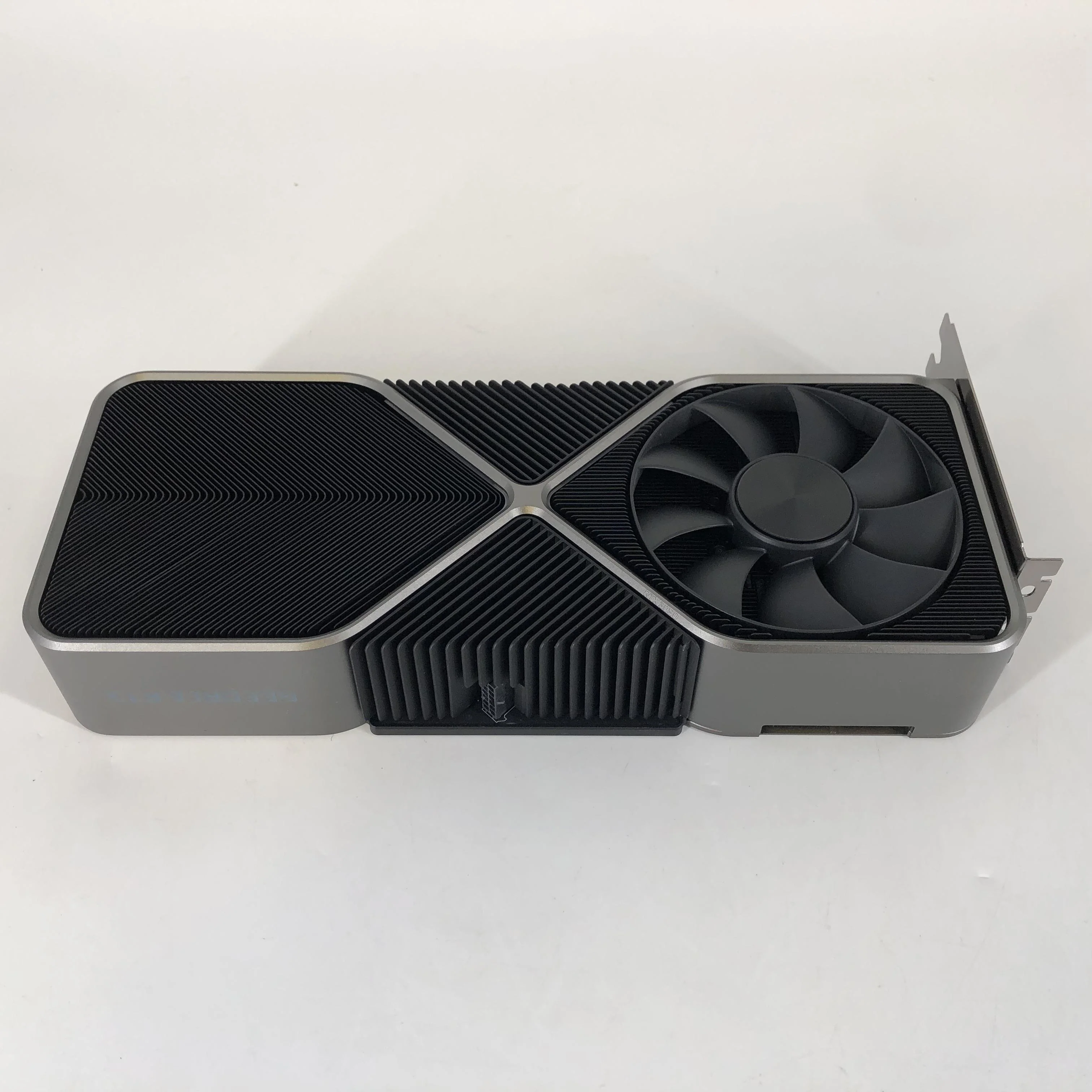NVIDIA GeForce RTX 3090 24GB RAM - Image 12