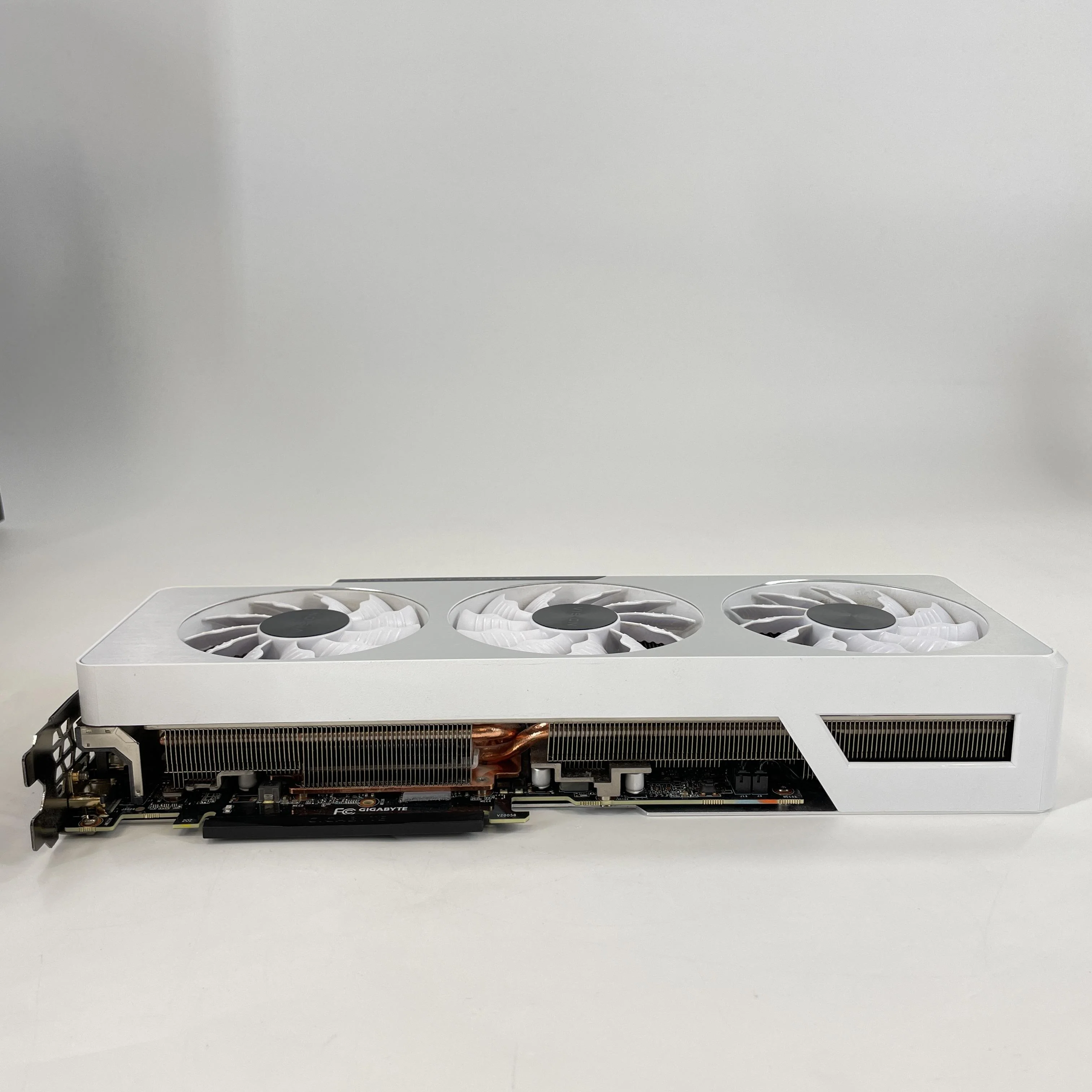 NVIDIA GeForce RTX 3090 24GB RAM - Image 4