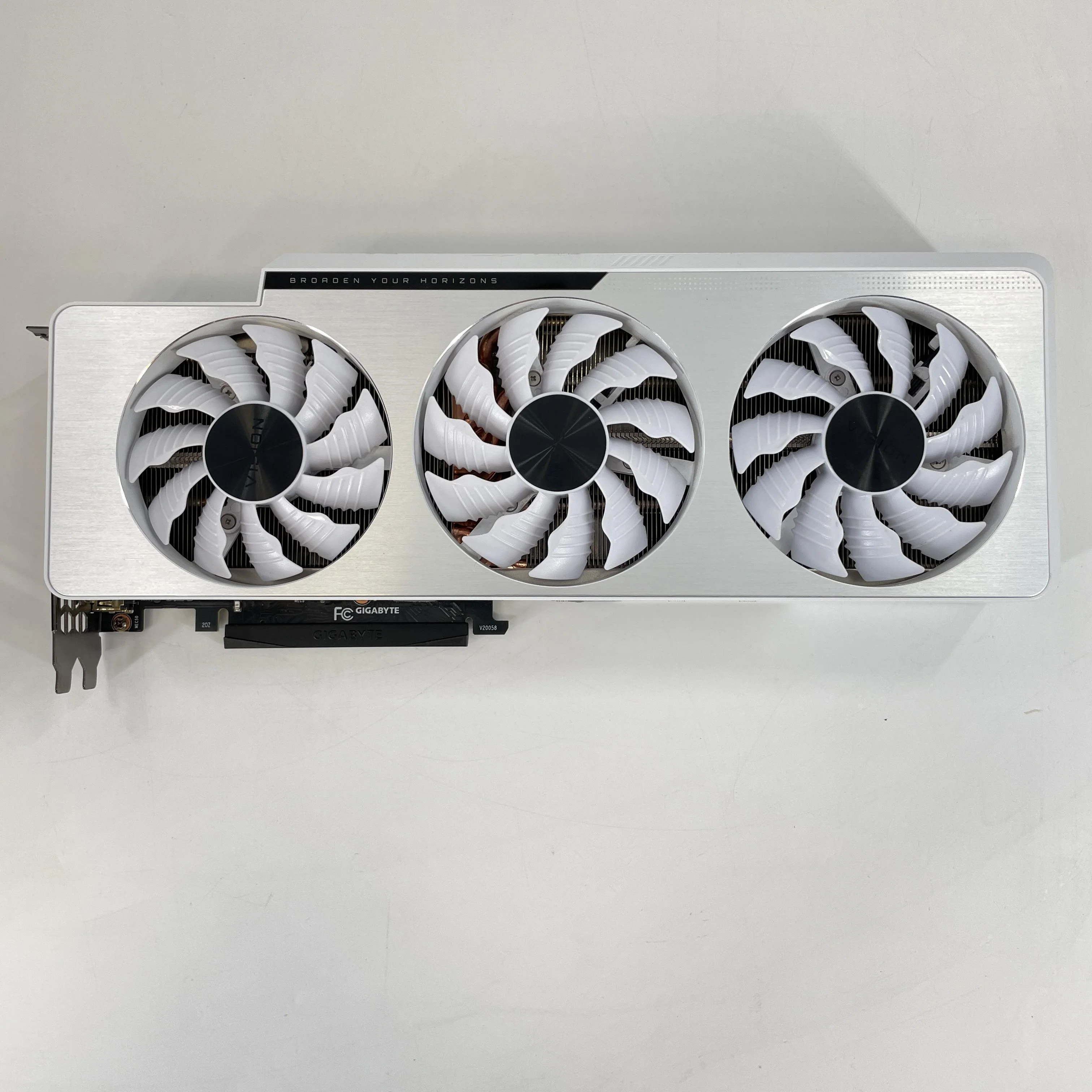 NVIDIA GeForce RTX 3090 24GB RAM - Image 5