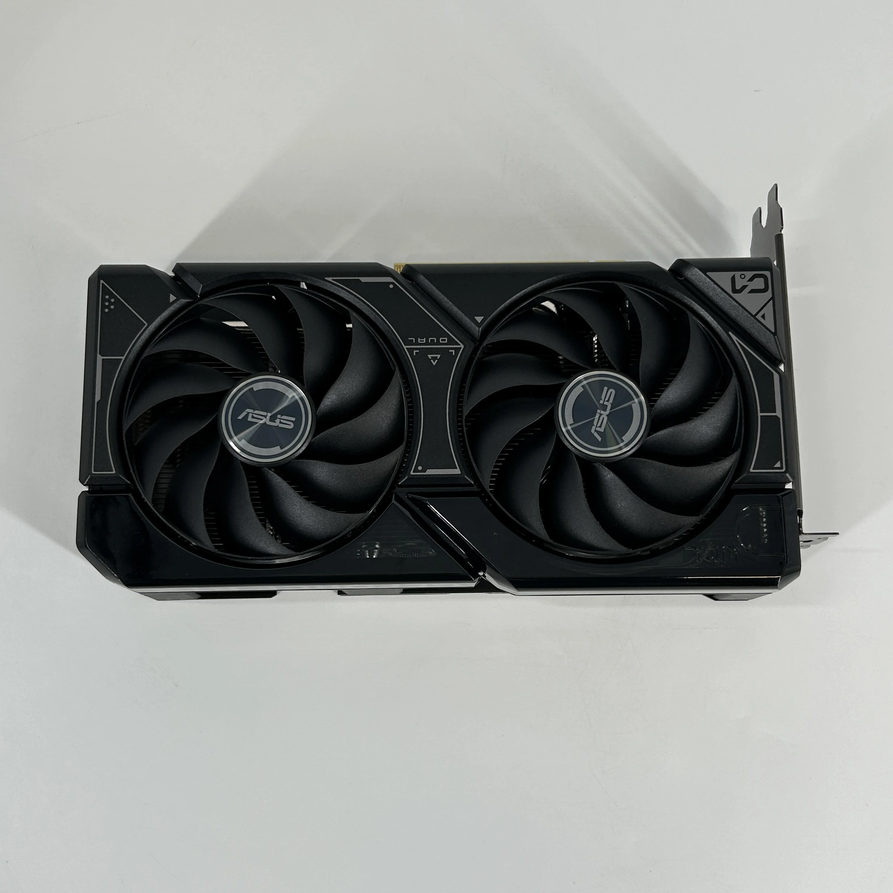 NVIDIA GeForce RTX 4060 8GB RAM - Image 2