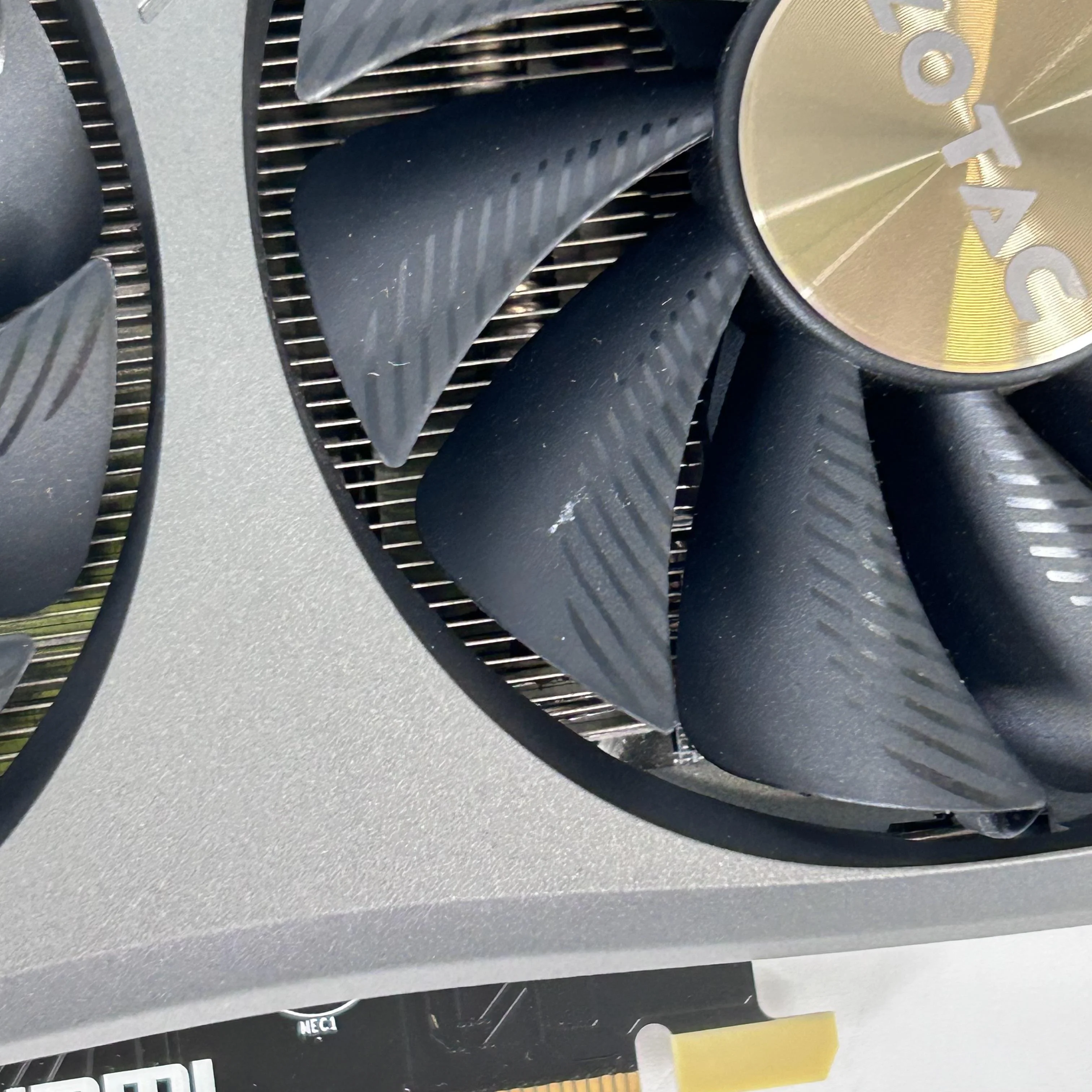 NVIDIA GeForce RTX 4060 Ti 16GB RAM - Image 9