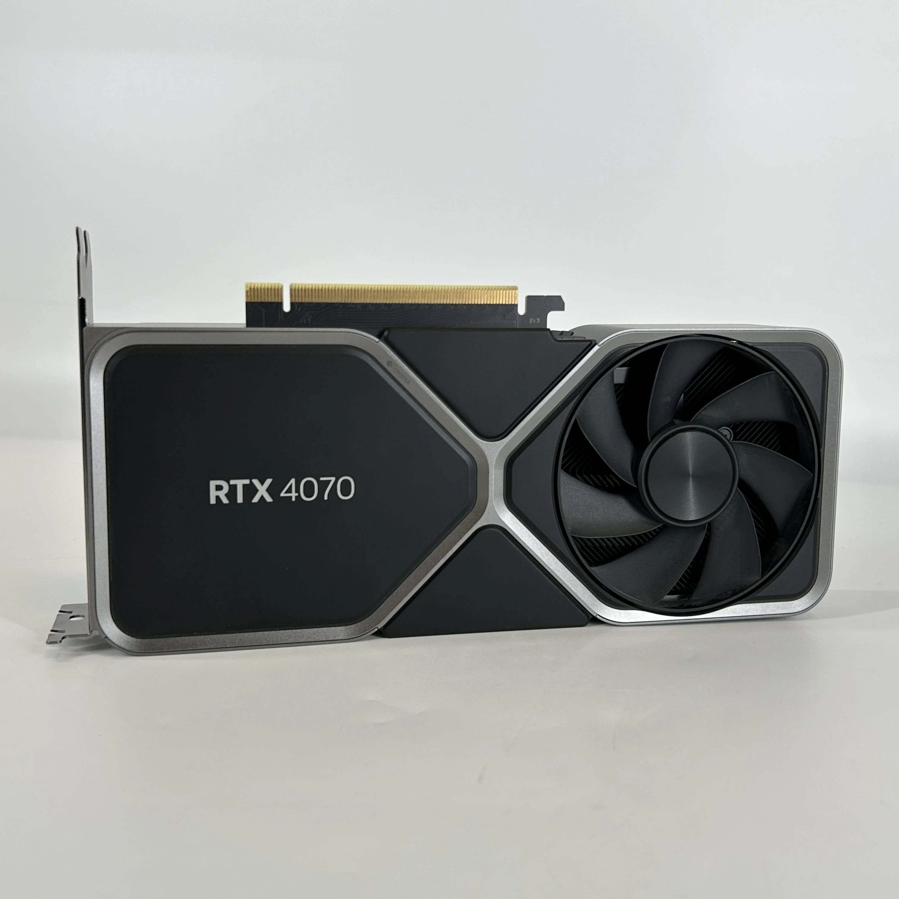 NVIDIA GeForce RTX 4070 12GB RAM - Image 11
