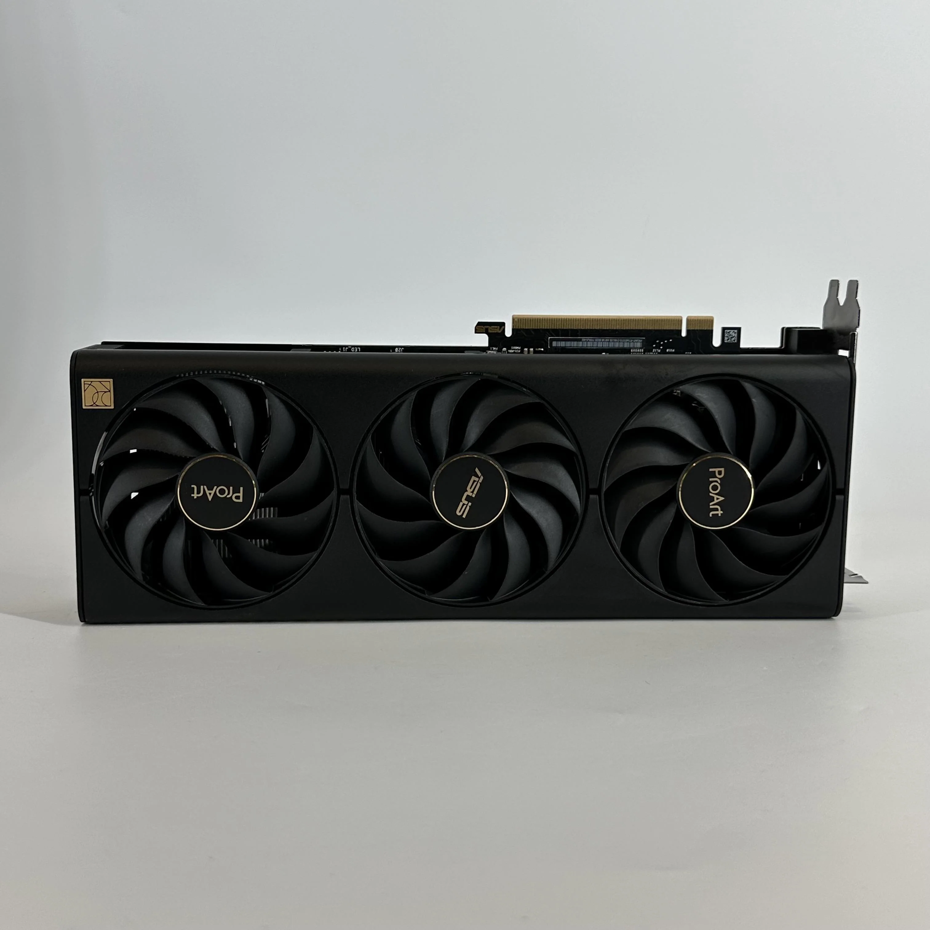 NVIDIA GeForce RTX 4070 Ti Super 16GB RAM - Image 3