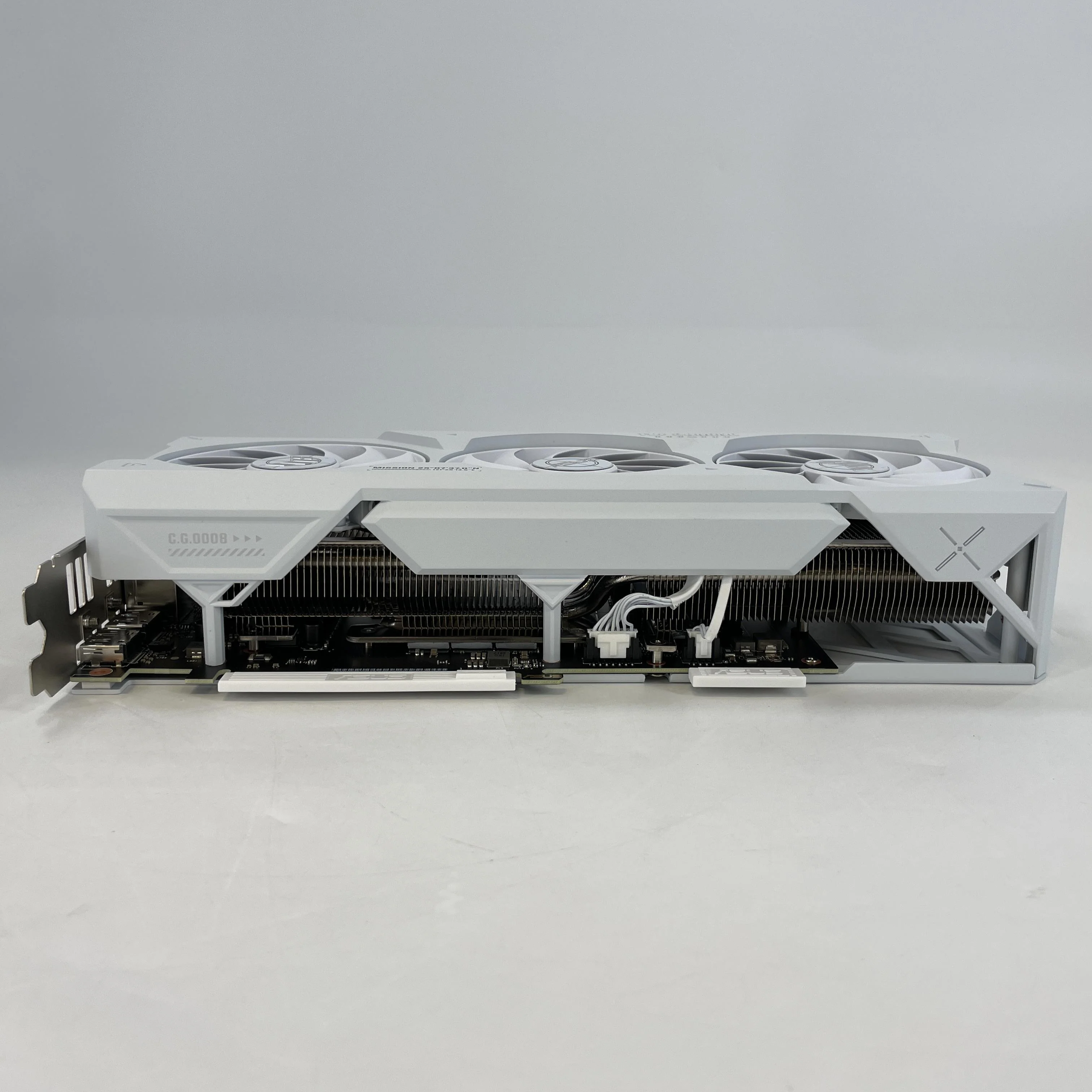 NVIDIA GeForce RTX 4070 Ti Super 16GB RAM - Image 3