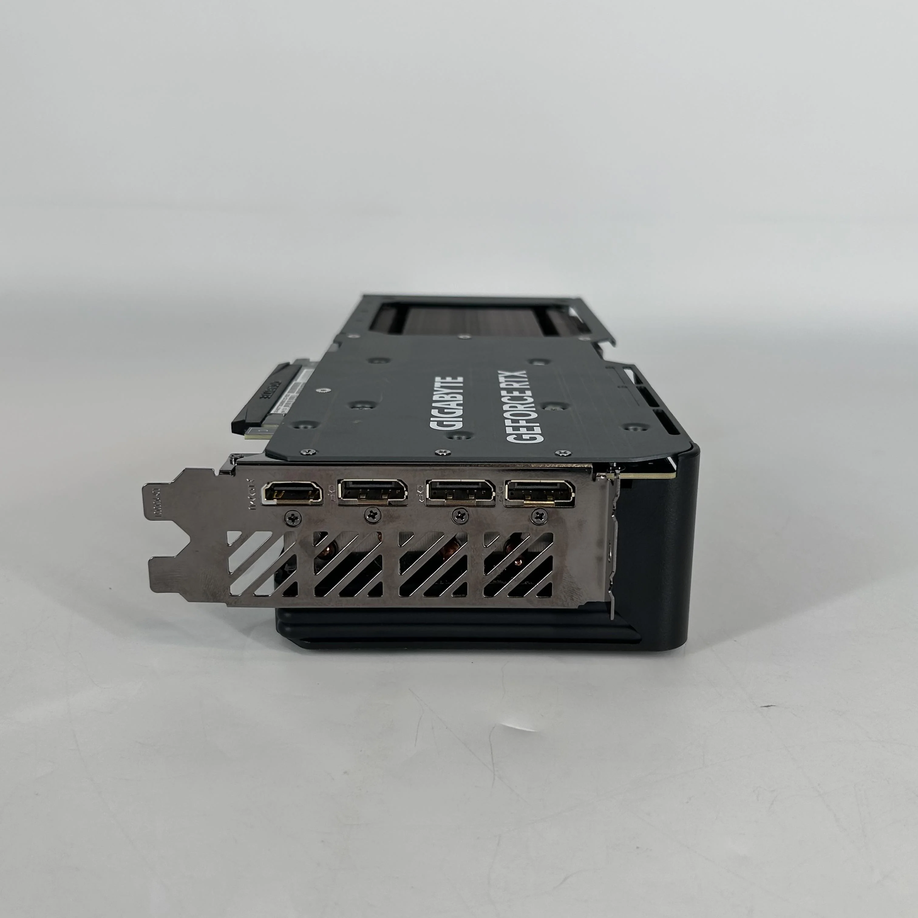 NVIDIA GeForce RTX 4070 Ti Super 16GB RAM - Image 6