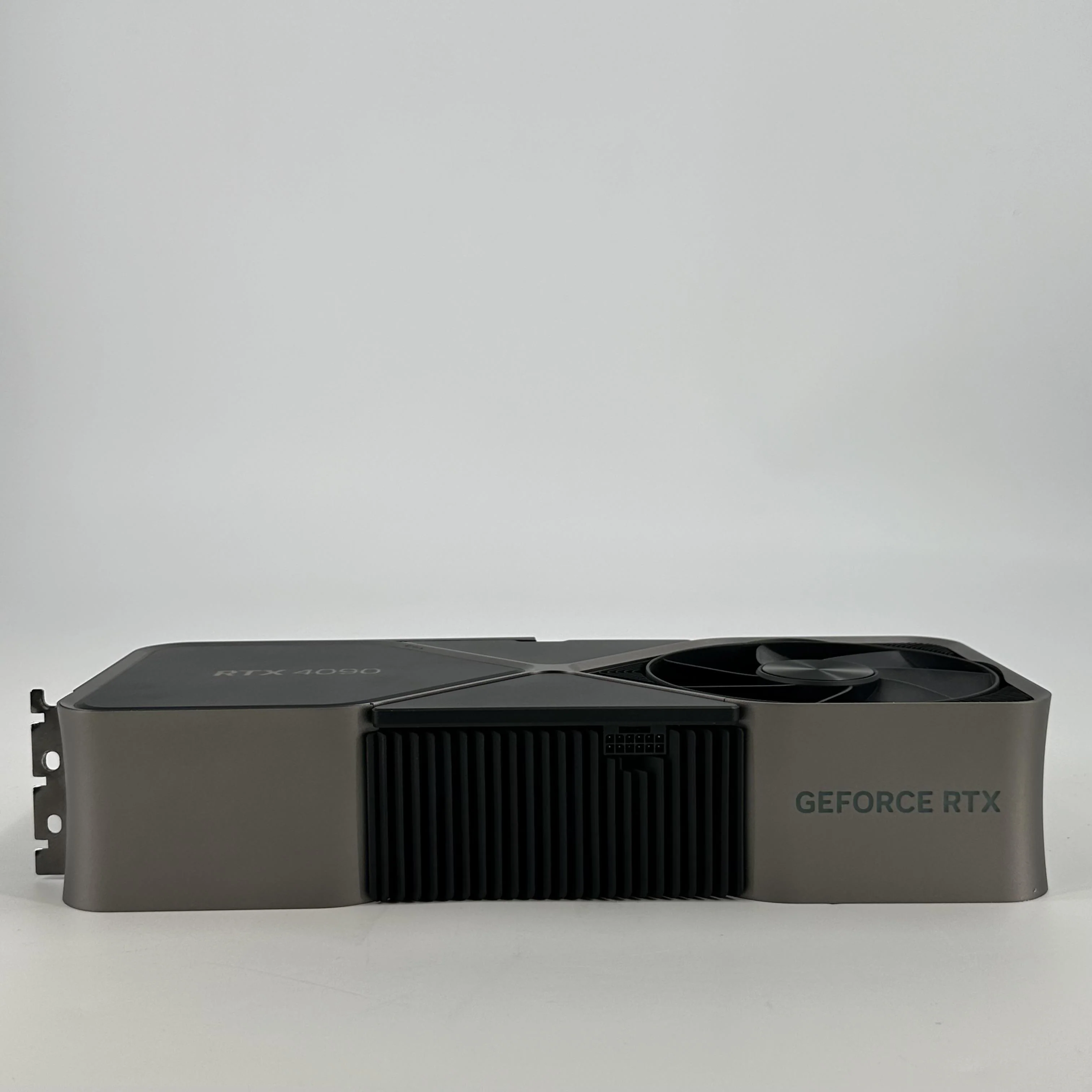 NVIDIA GeForce RTX 4090 24GB RAM - Image 5