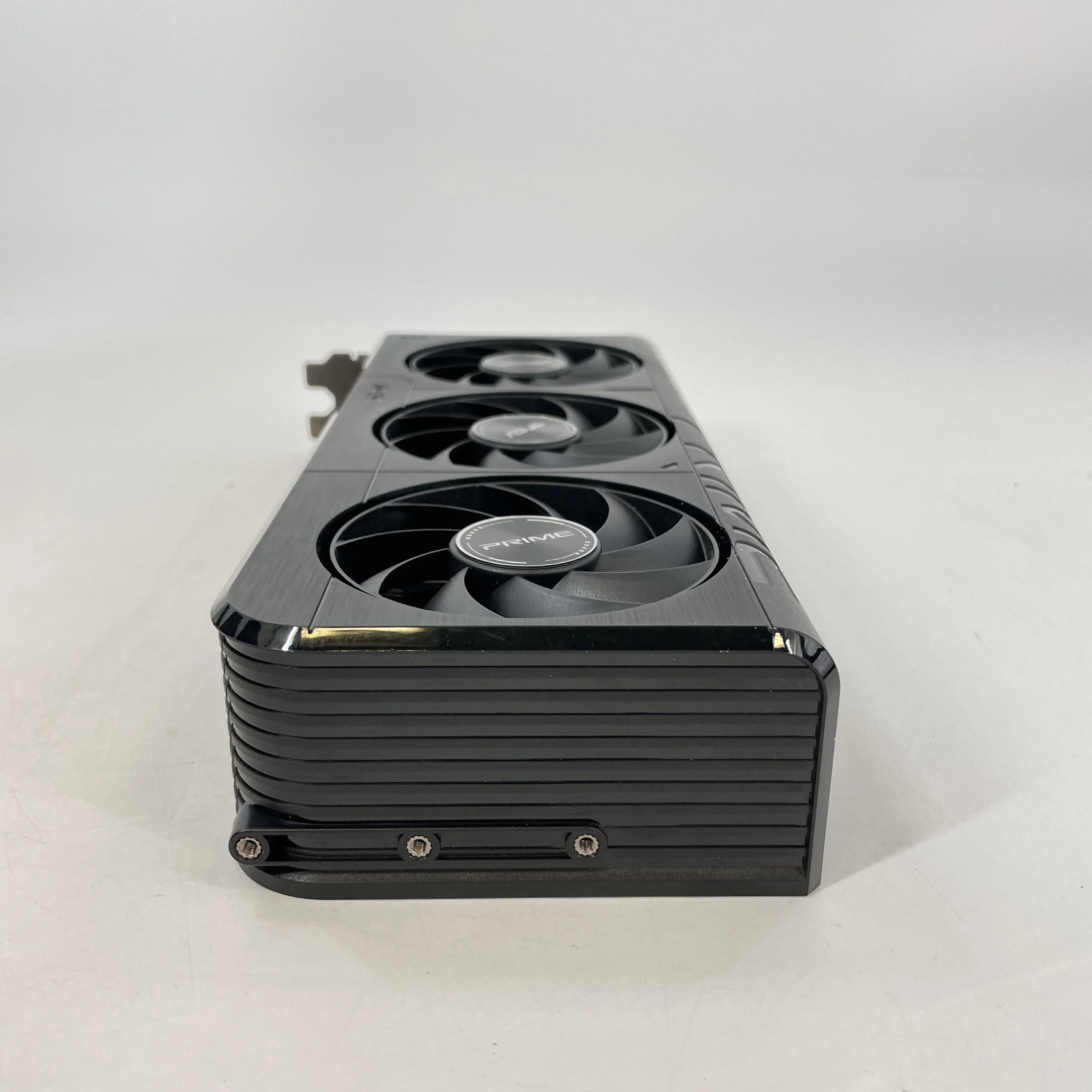 NVIDIA GeForce RTX 5050 8GB RAM - Image 6